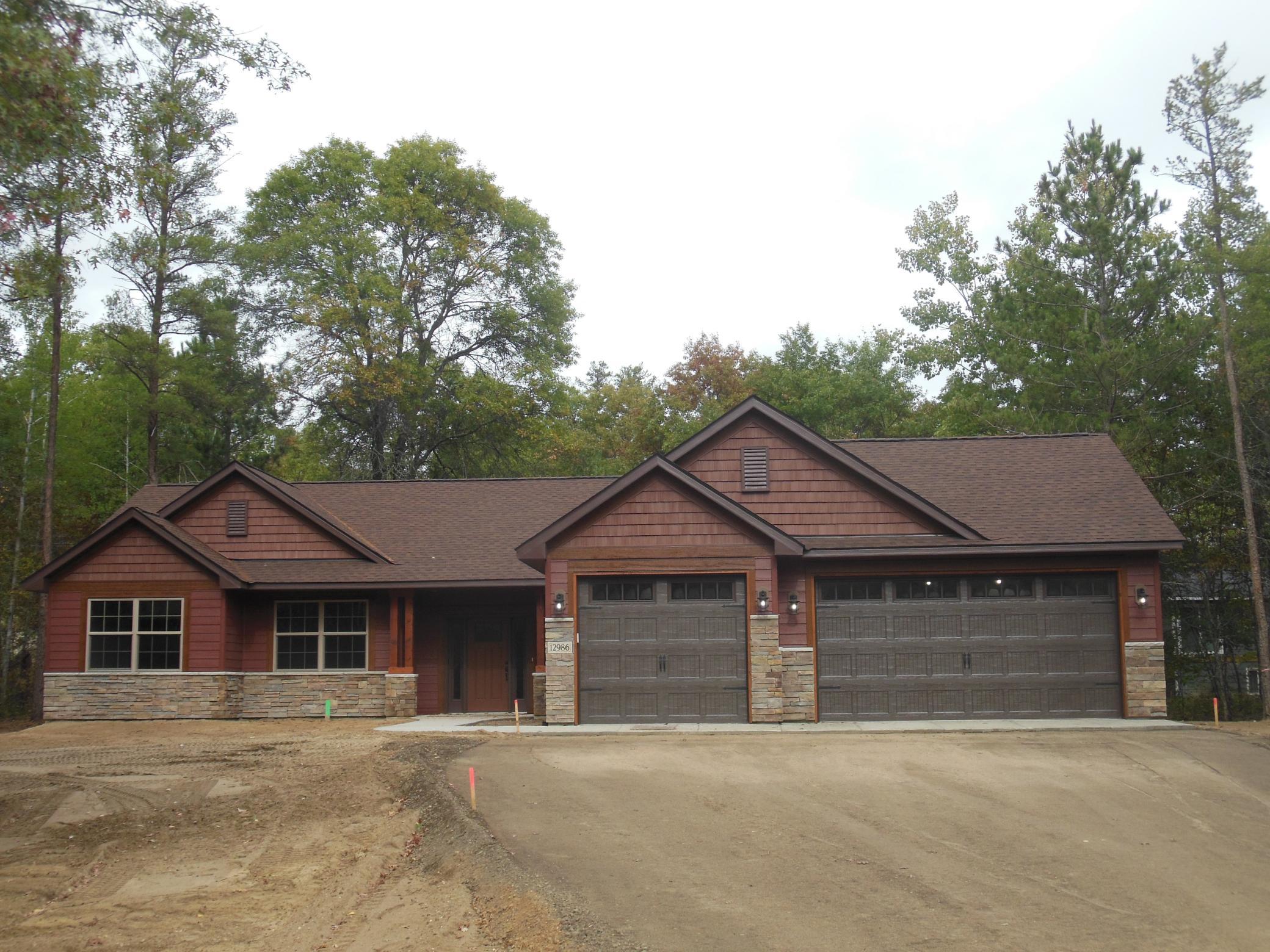 14449 Kimberlee Drive Property Photo 1