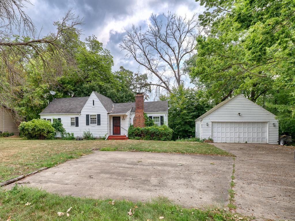 9316 W River Road Property Photo 7