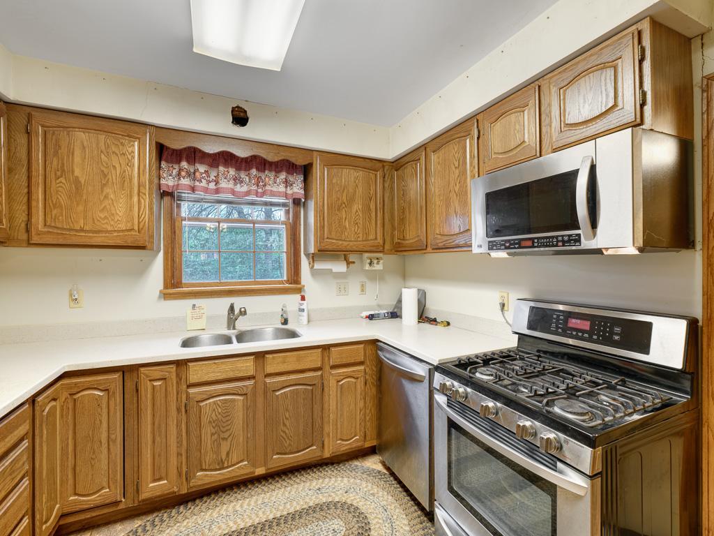 9316 W River Road Property Photo 11