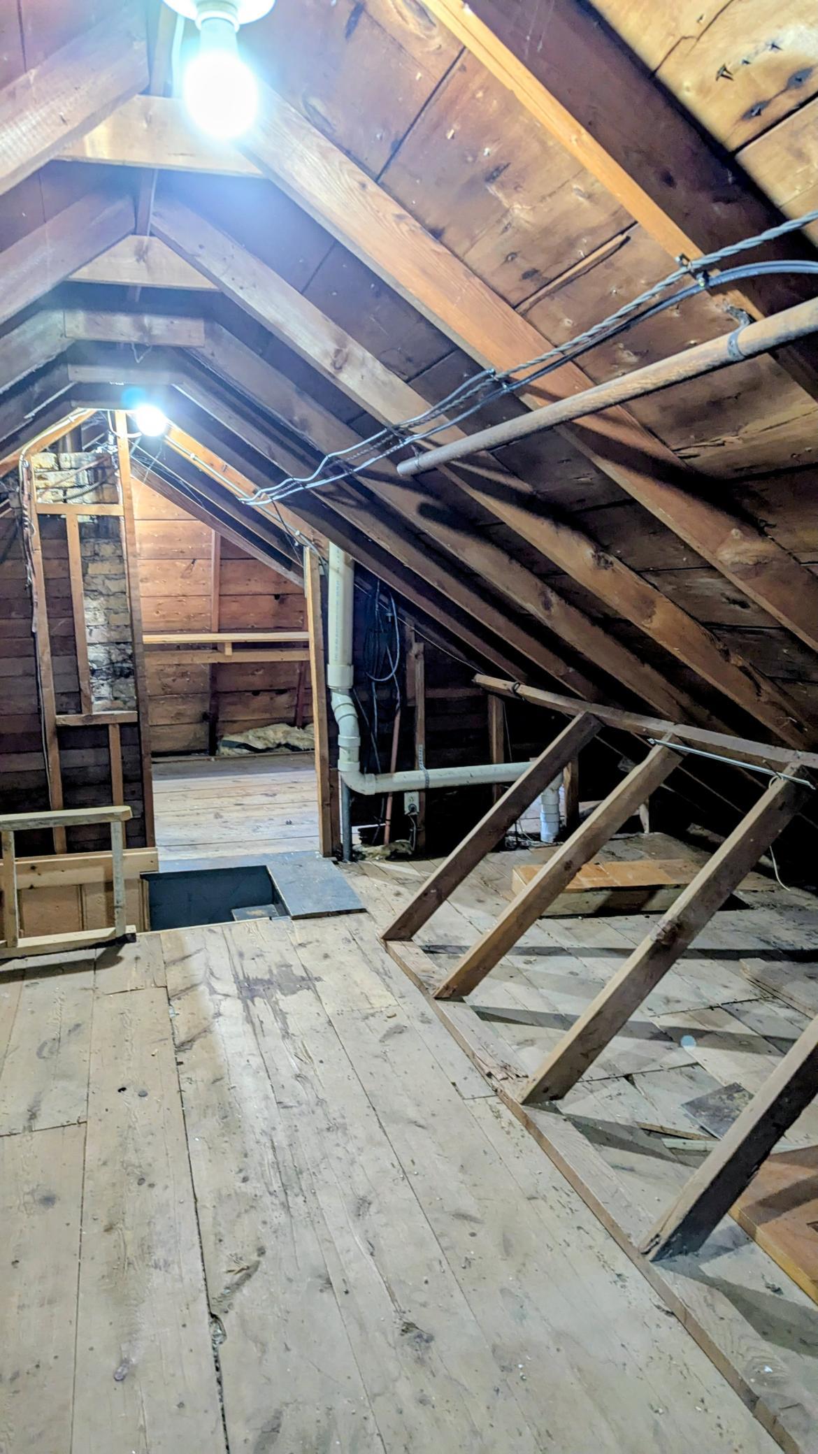 9316 W River Road Property Photo 22