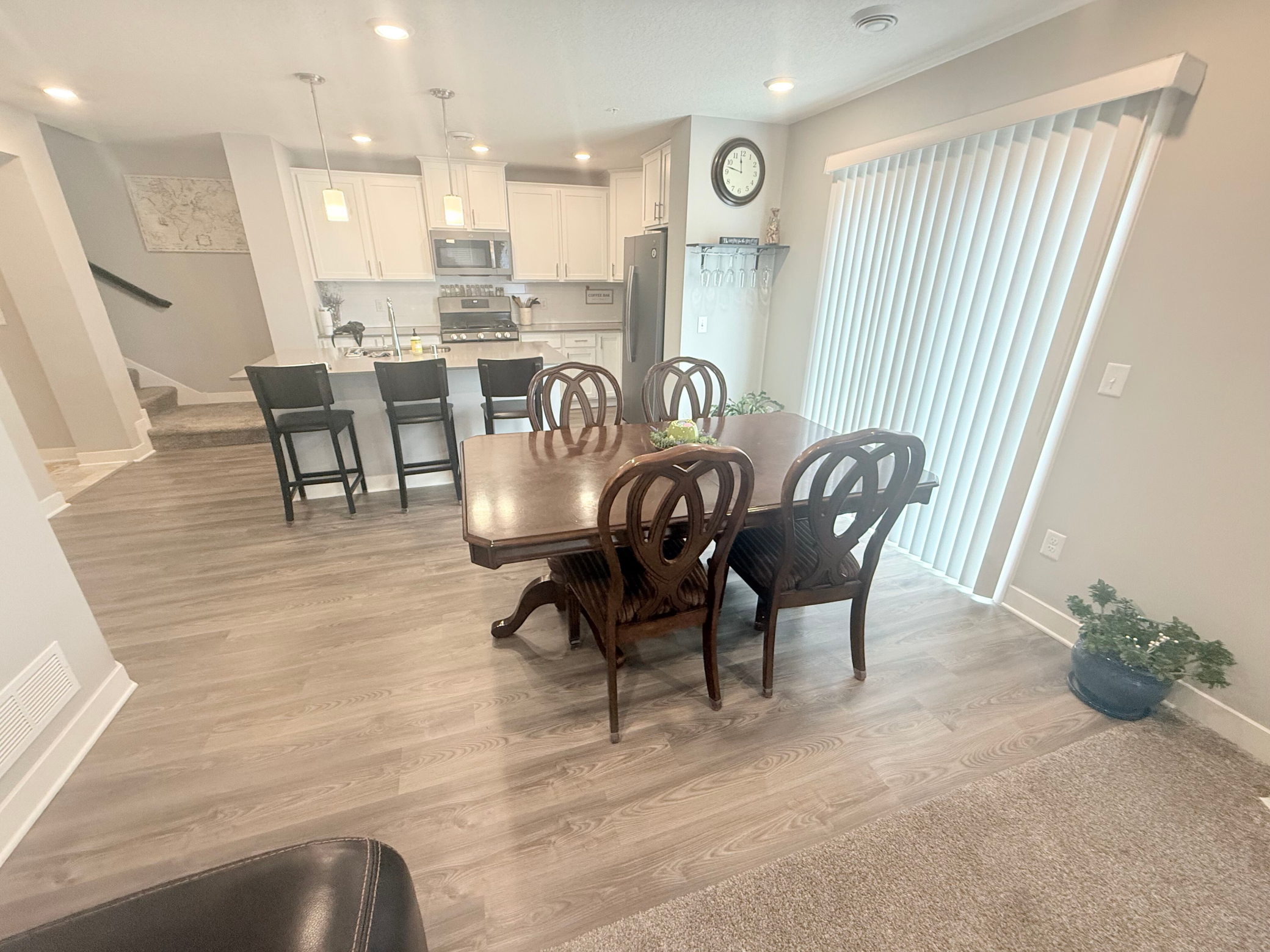 7238 Dora Drive Property Photo 3