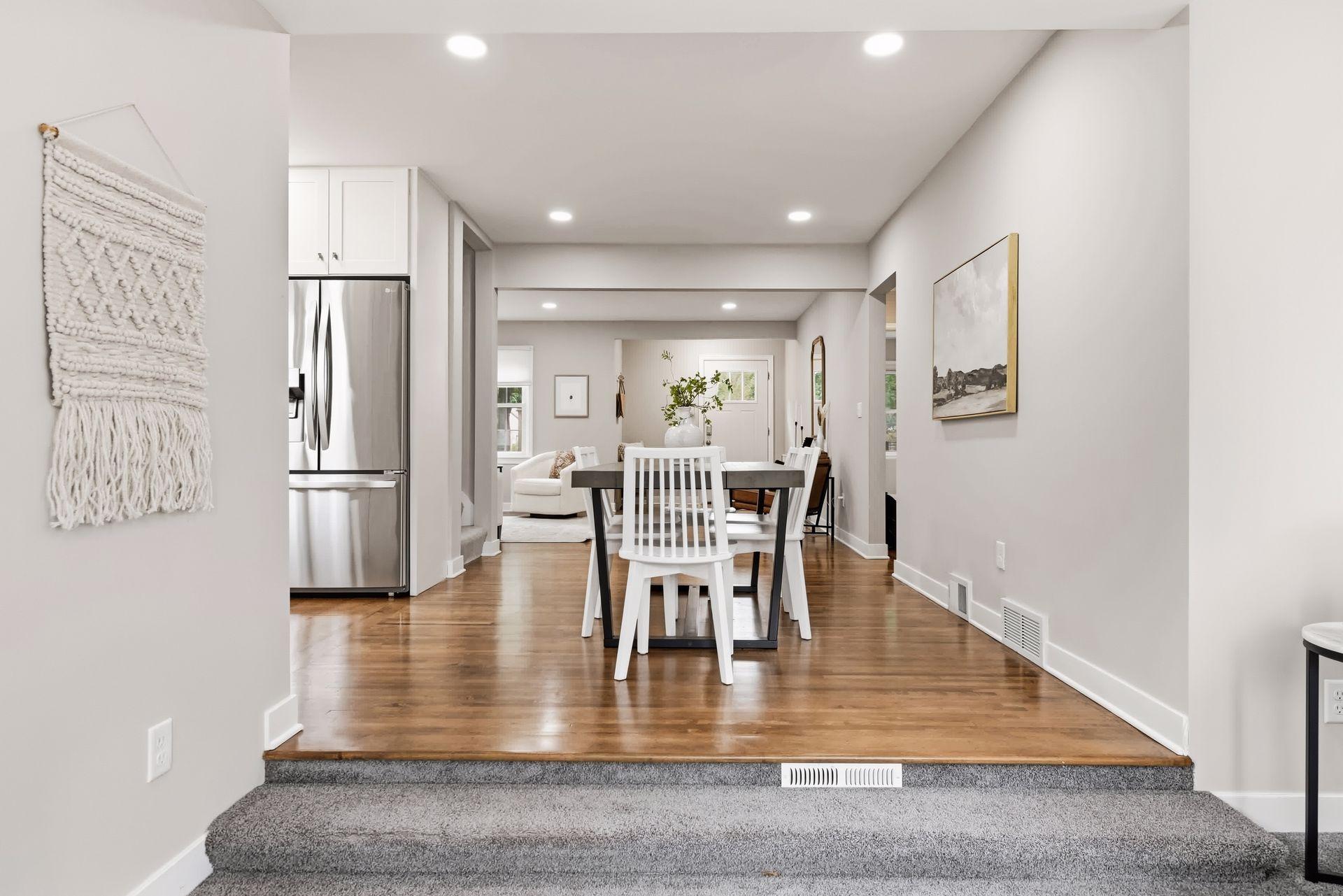 2129 Hartford Avenue Property Photo 11
