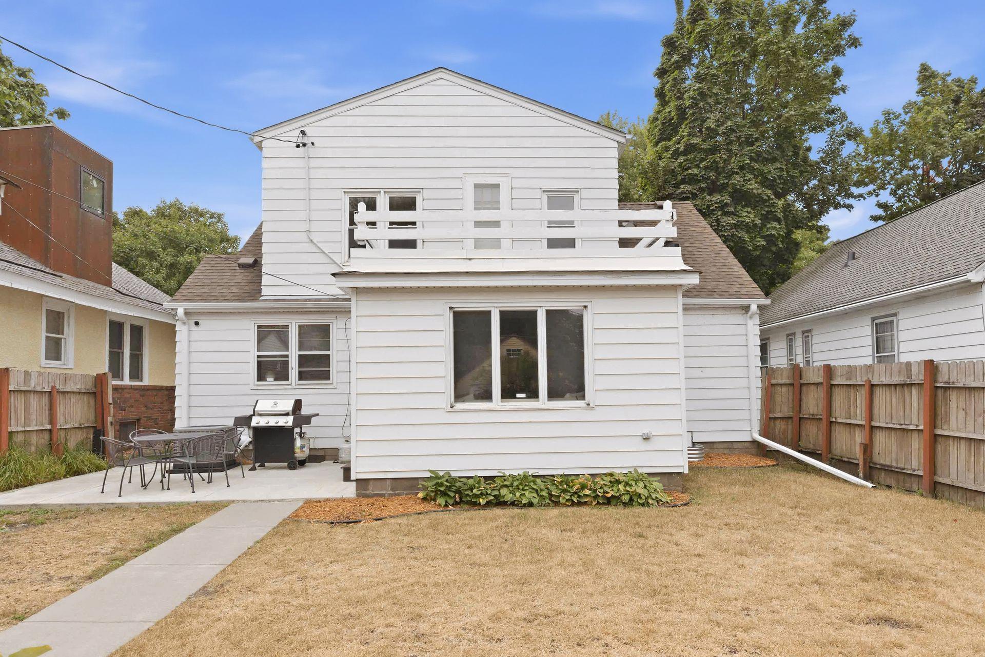 2129 Hartford Avenue Property Photo 45