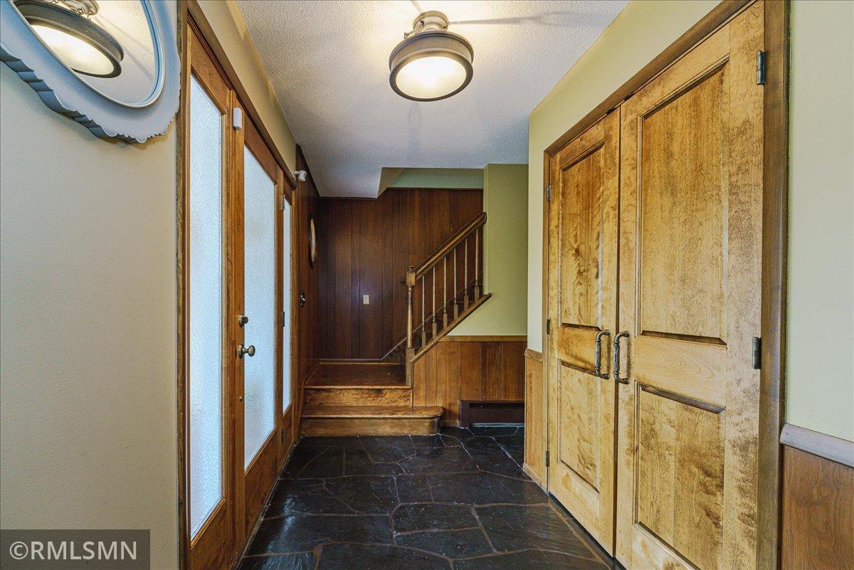 5617 29th Avenue N Property Photo 4