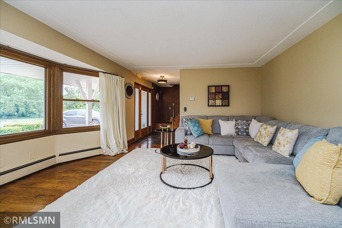 5617 29th Avenue N Property Photo 7