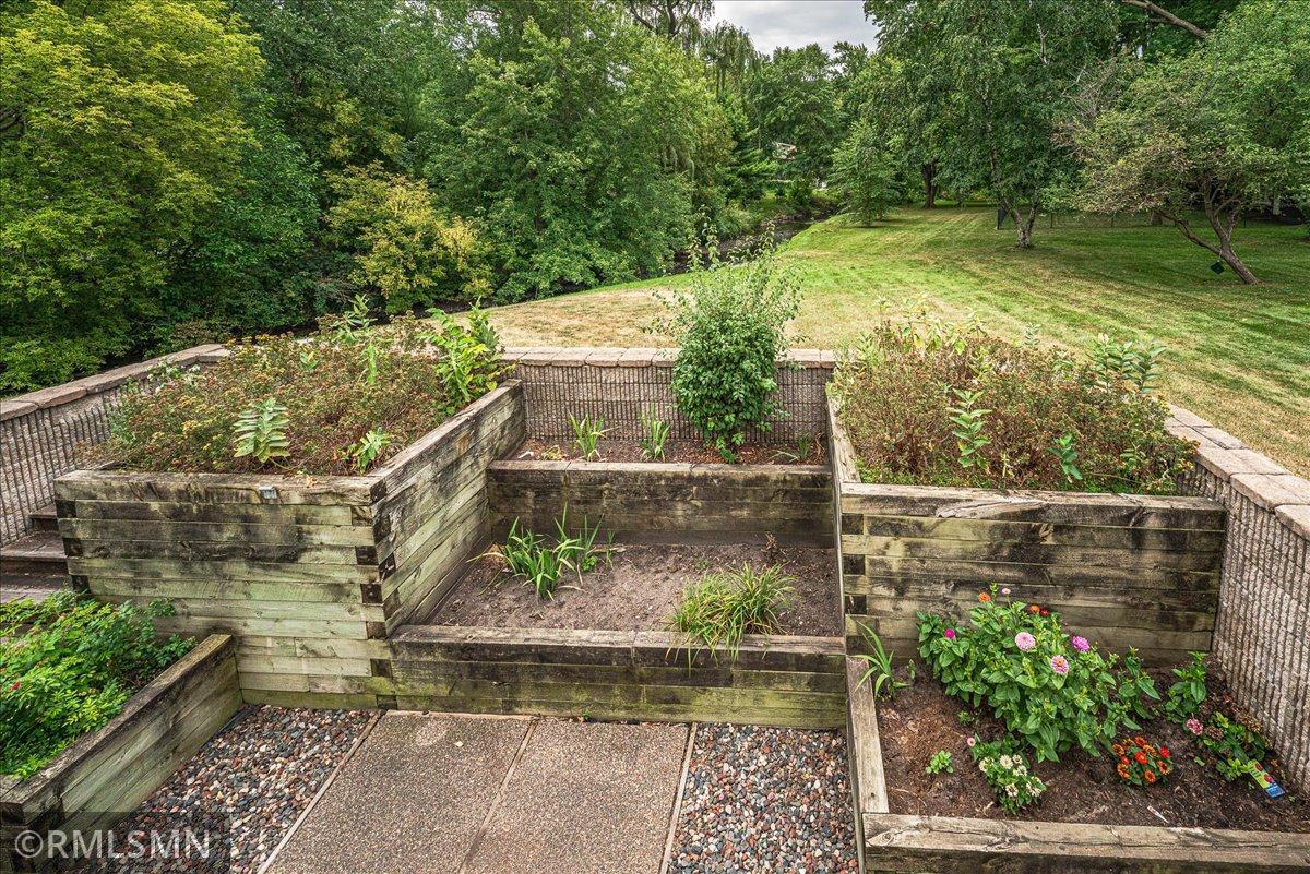 5617 29th Avenue N Property Photo 70