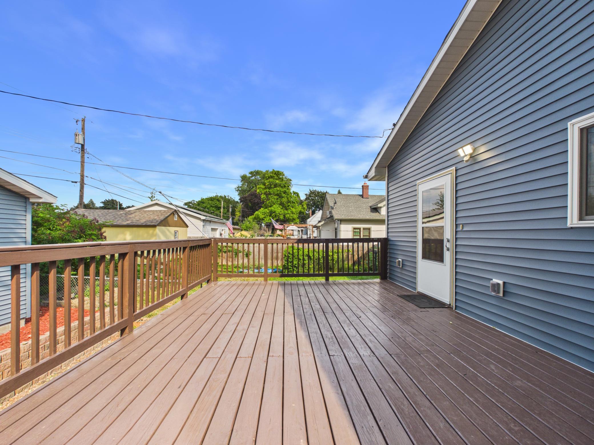 983 Cook Avenue E Property Photo 30