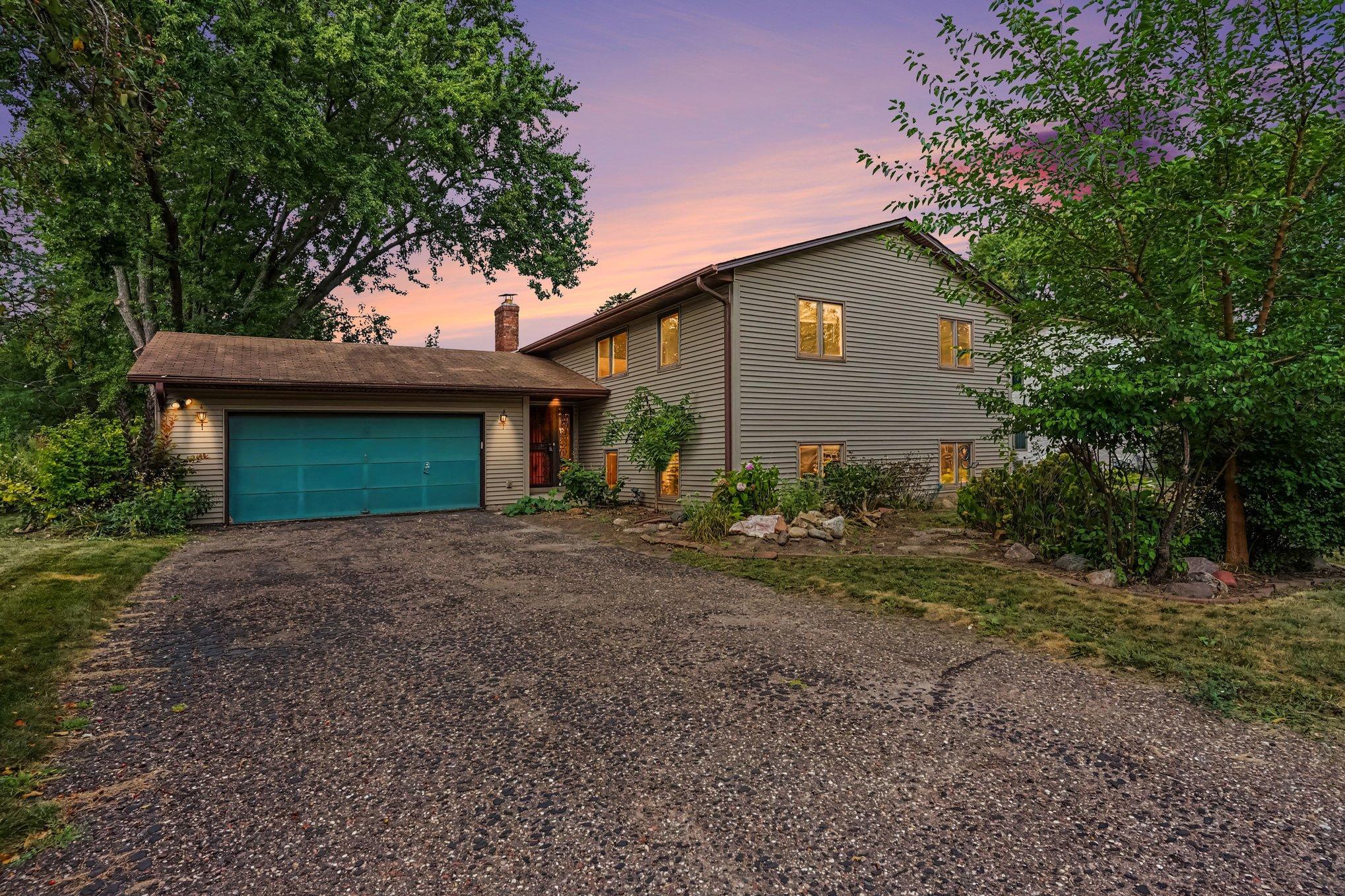3053 Pine Ridge Drive Property Photo 1