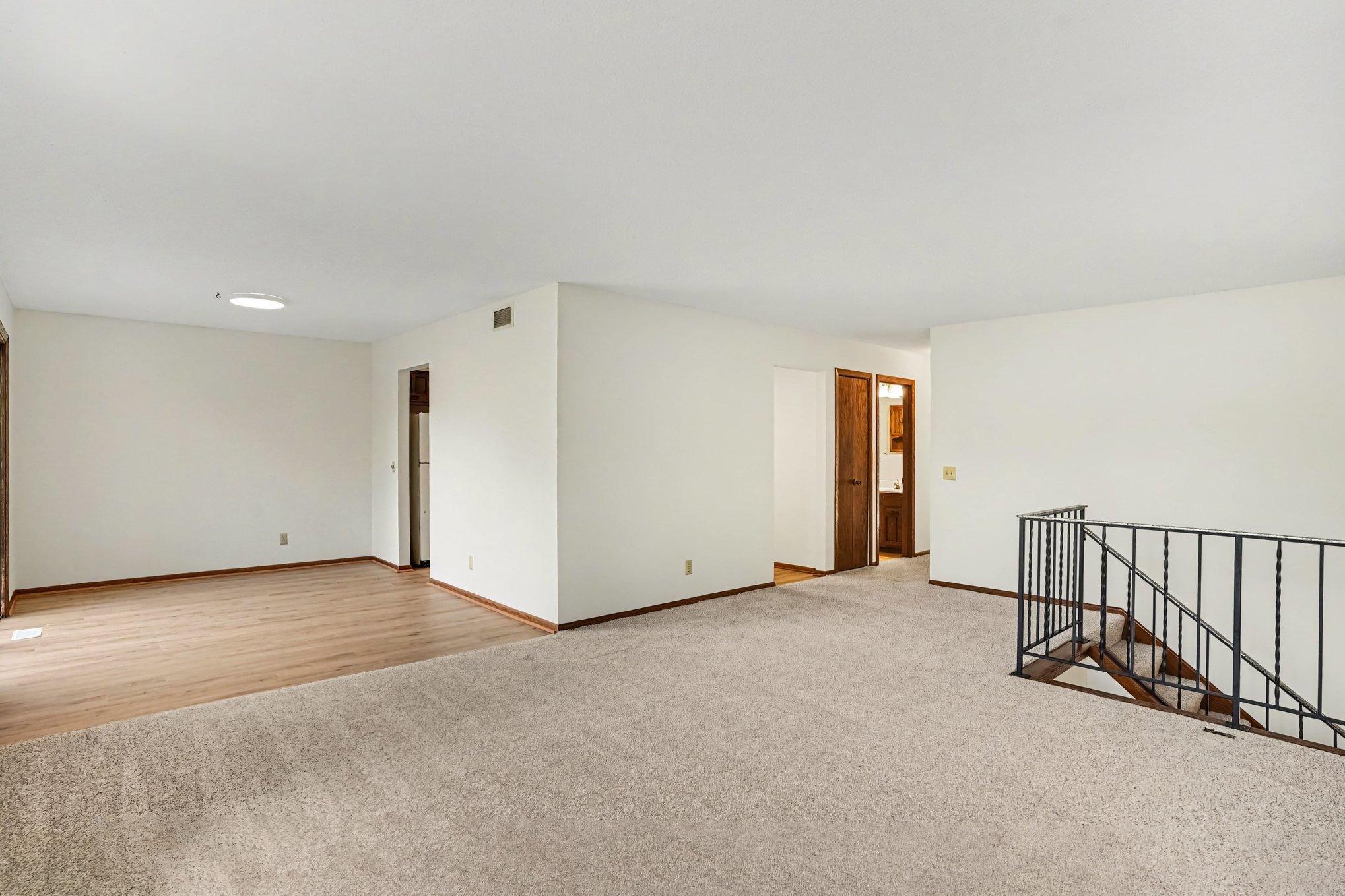 3053 Pine Ridge Drive Property Photo 3