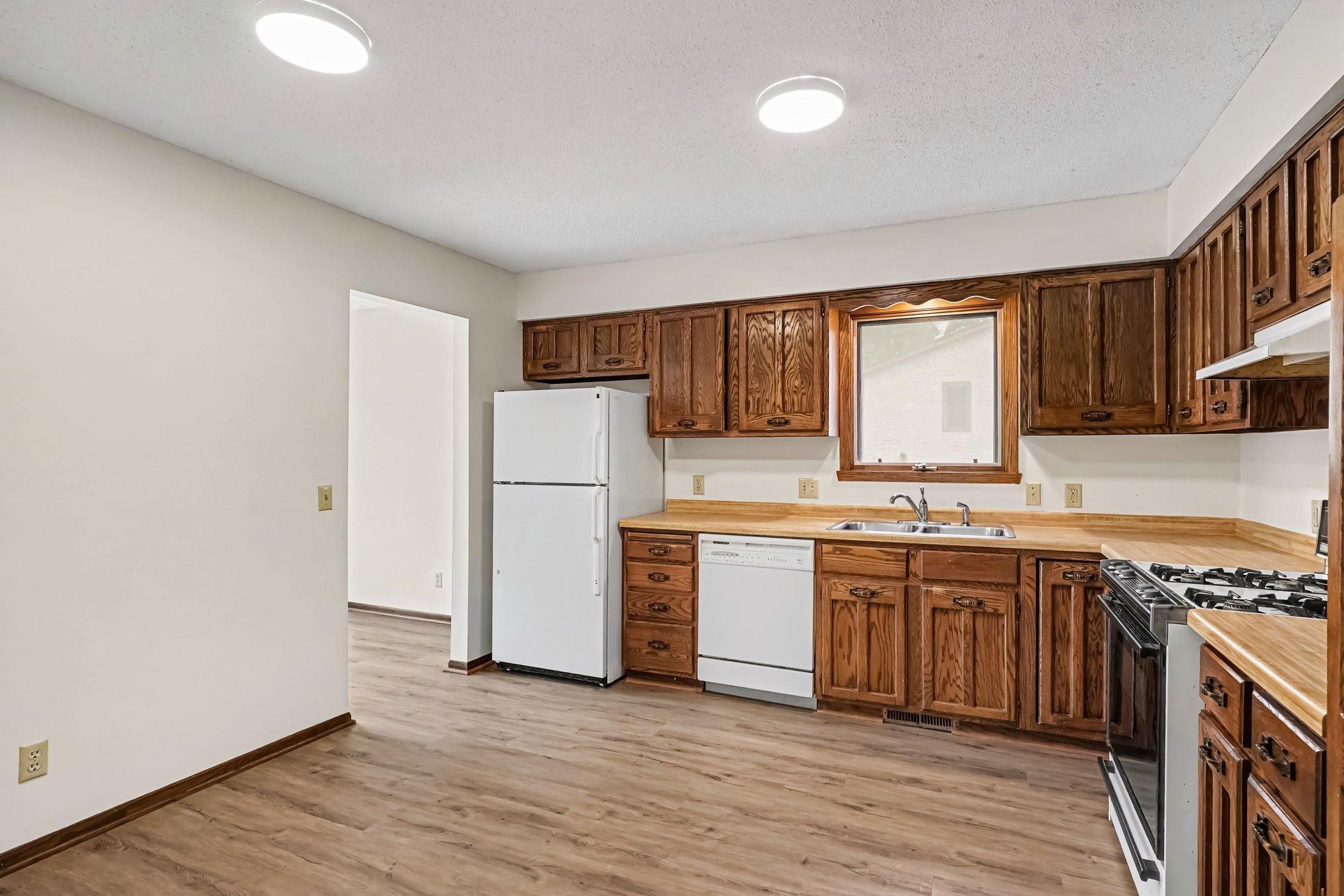 3053 Pine Ridge Drive Property Photo 7