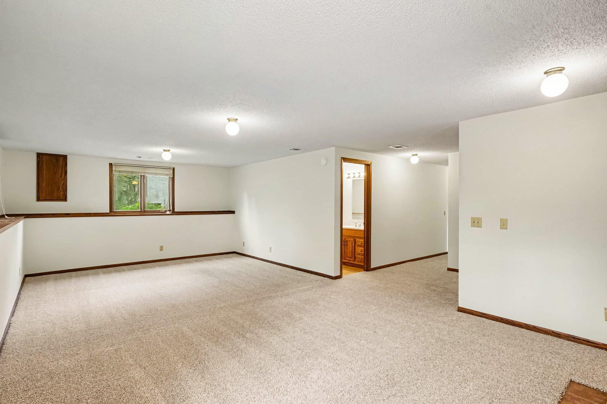 3053 Pine Ridge Drive Property Photo 14