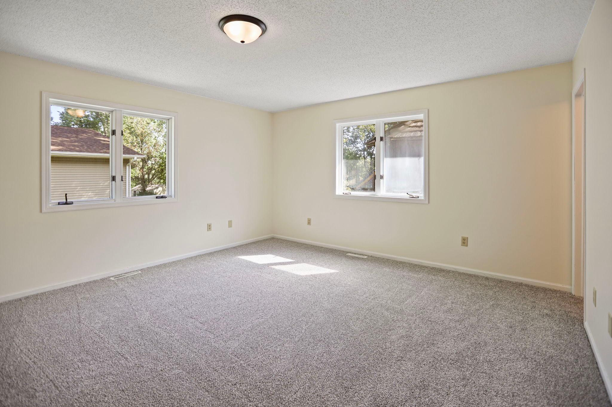 1242 Aldrich Way Property Photo 18