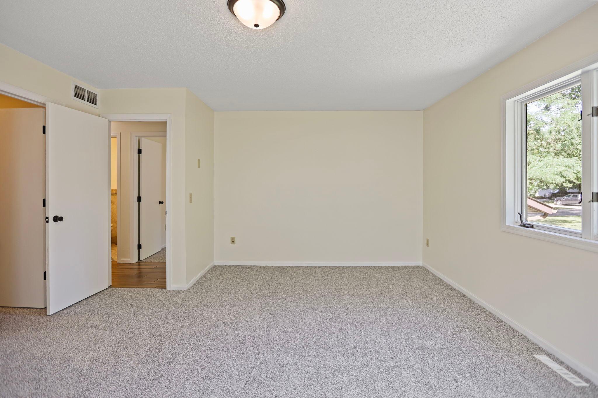 1242 Aldrich Way Property Photo 19