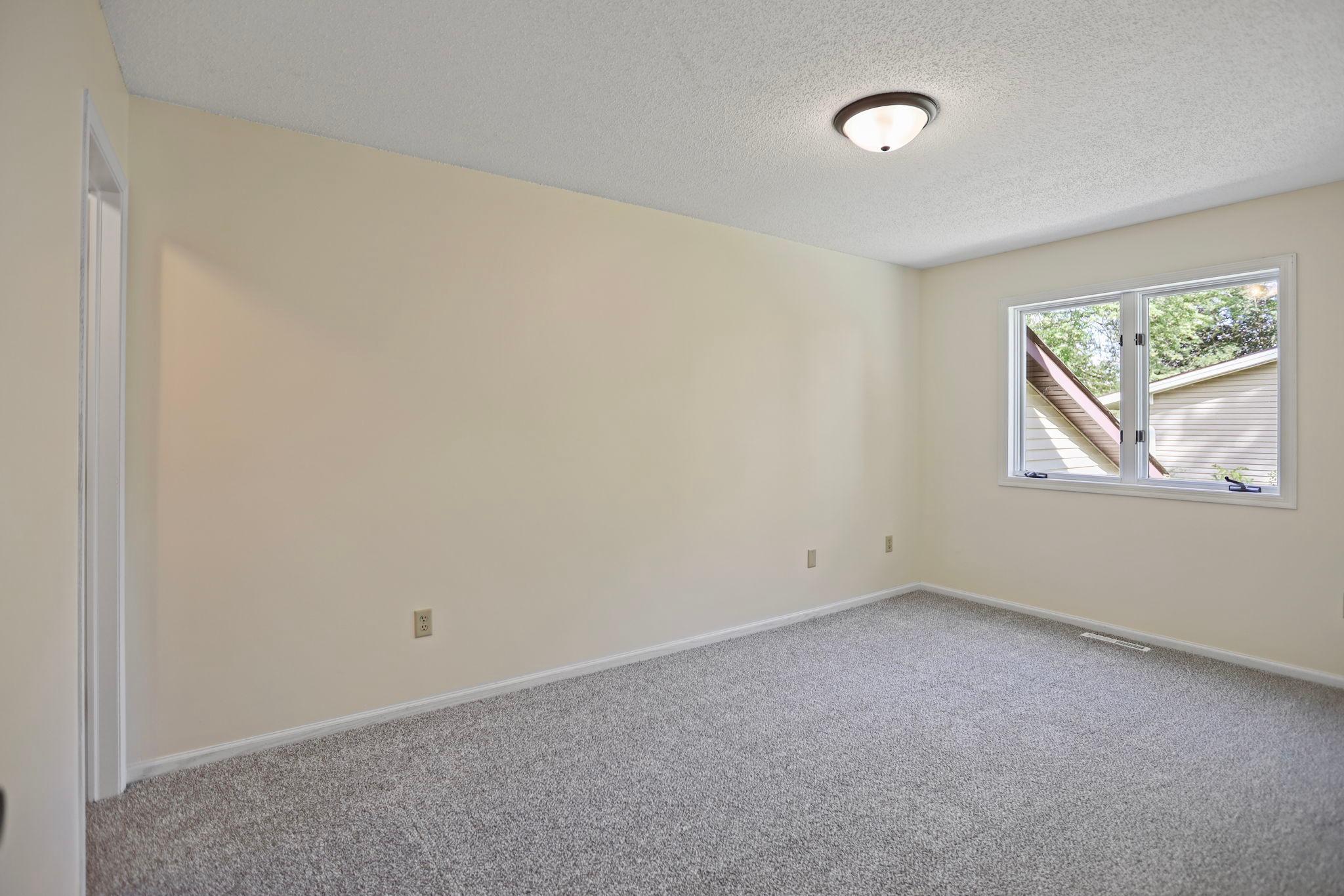 1242 Aldrich Way Property Photo 26