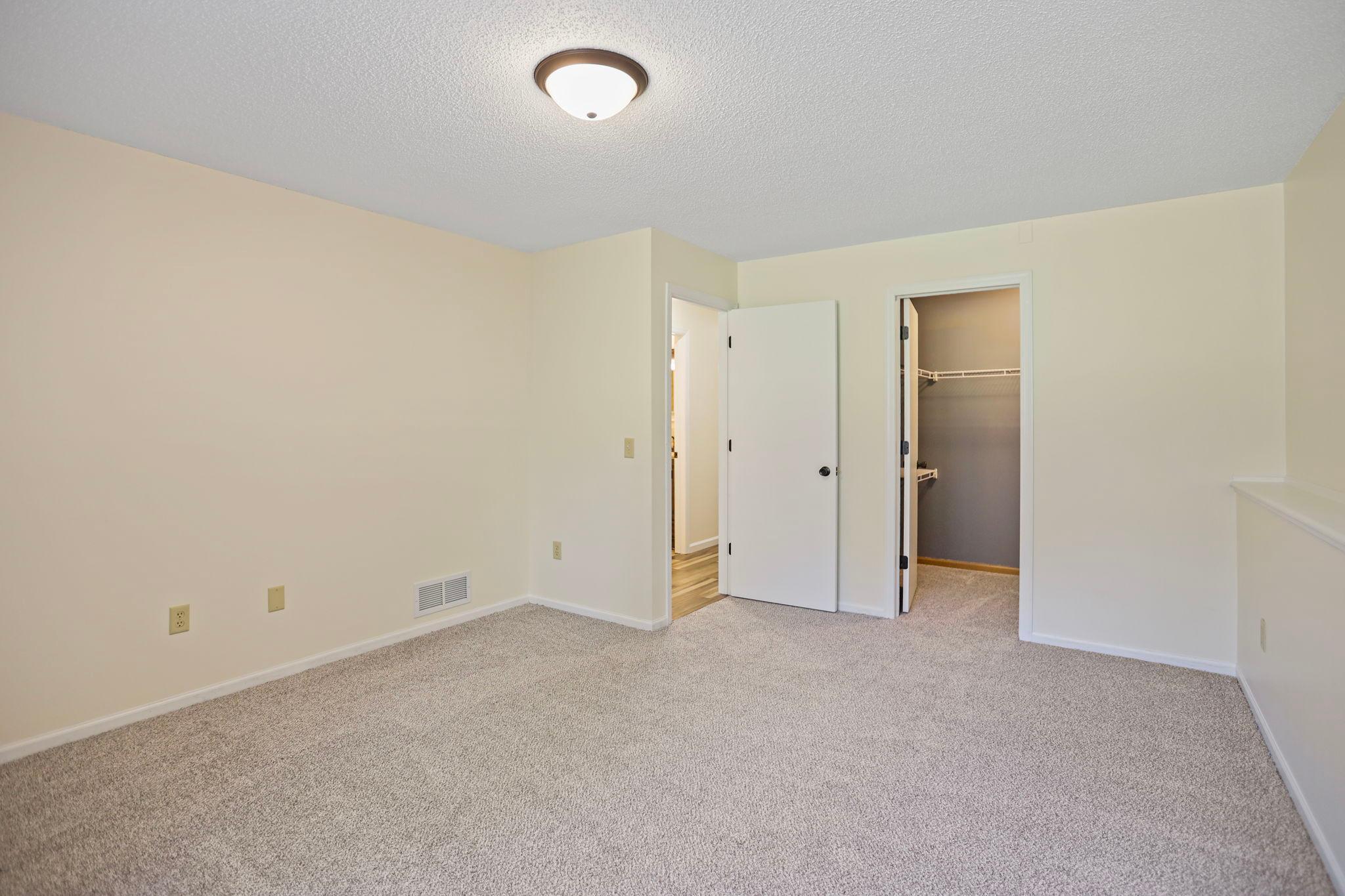 1242 Aldrich Way Property Photo 27