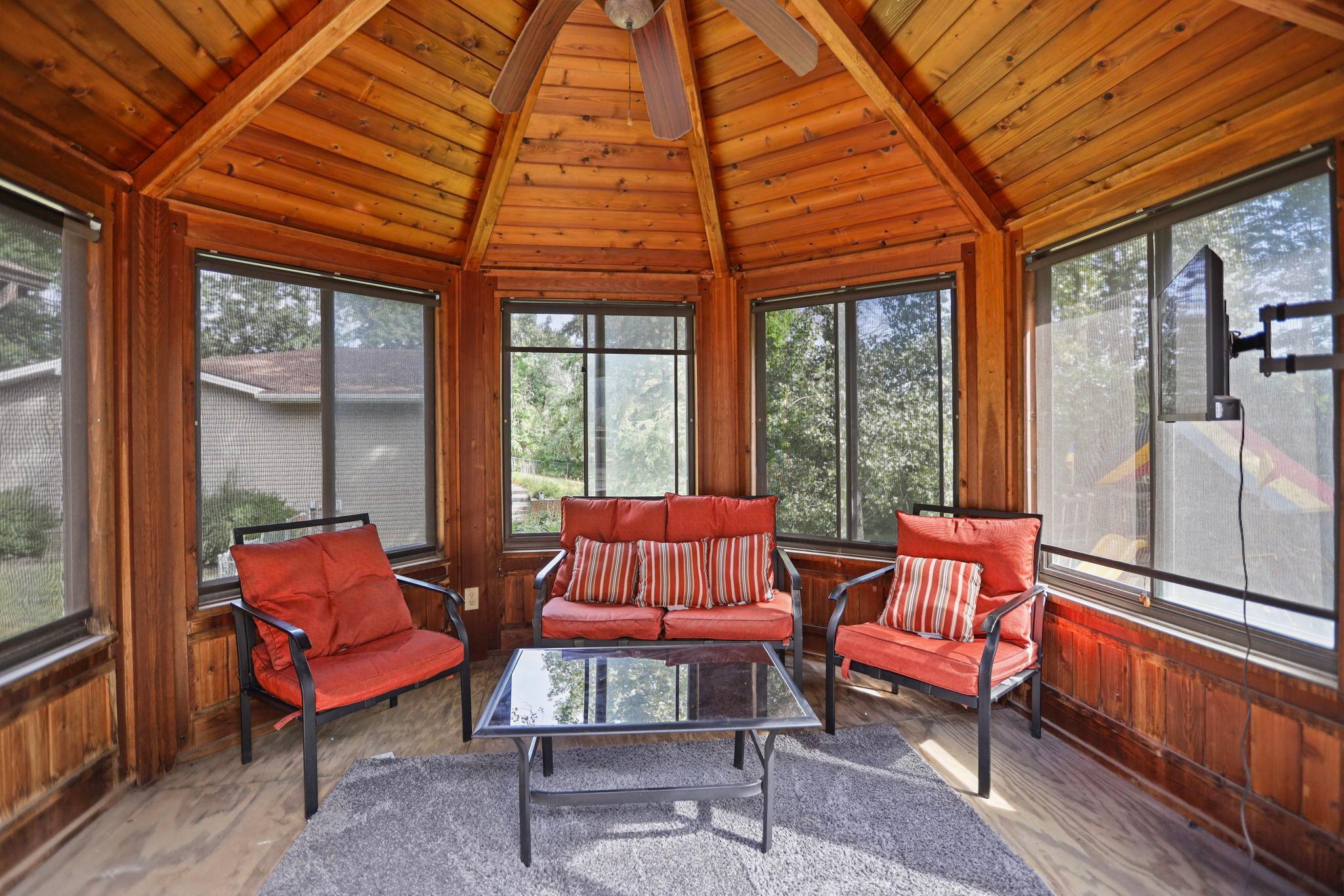 1242 Aldrich Way Property Photo 43