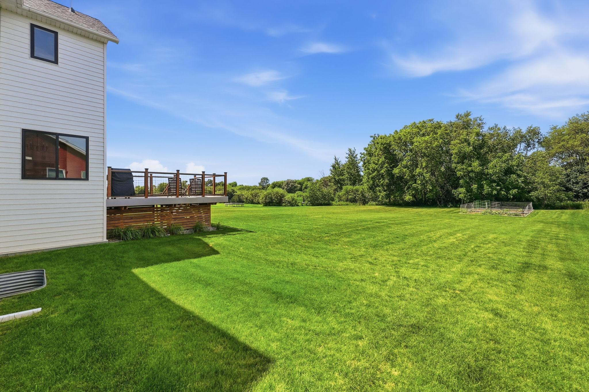 2022 Sandstone Loop N Property Photo 5