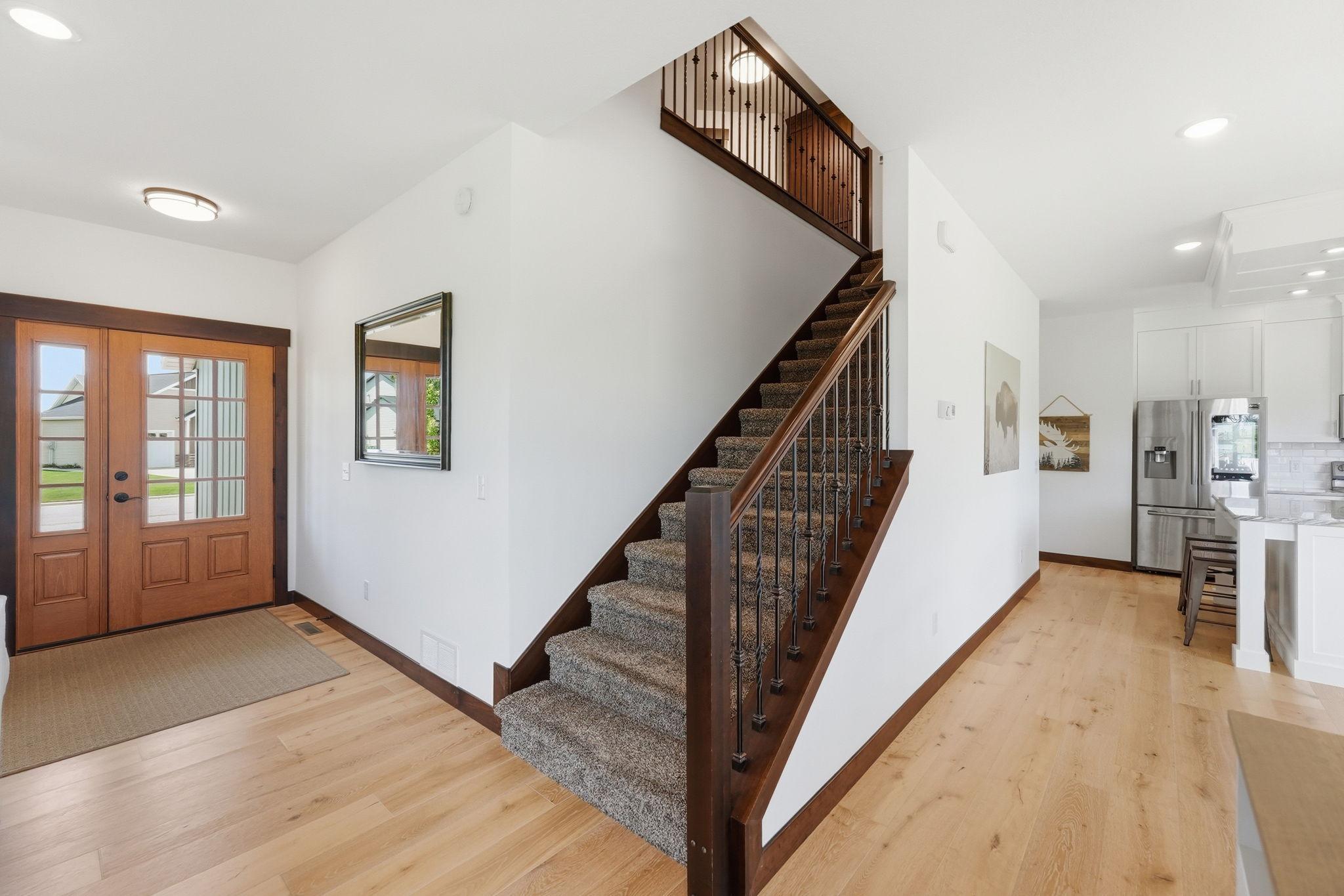 2022 Sandstone Loop N Property Photo 8