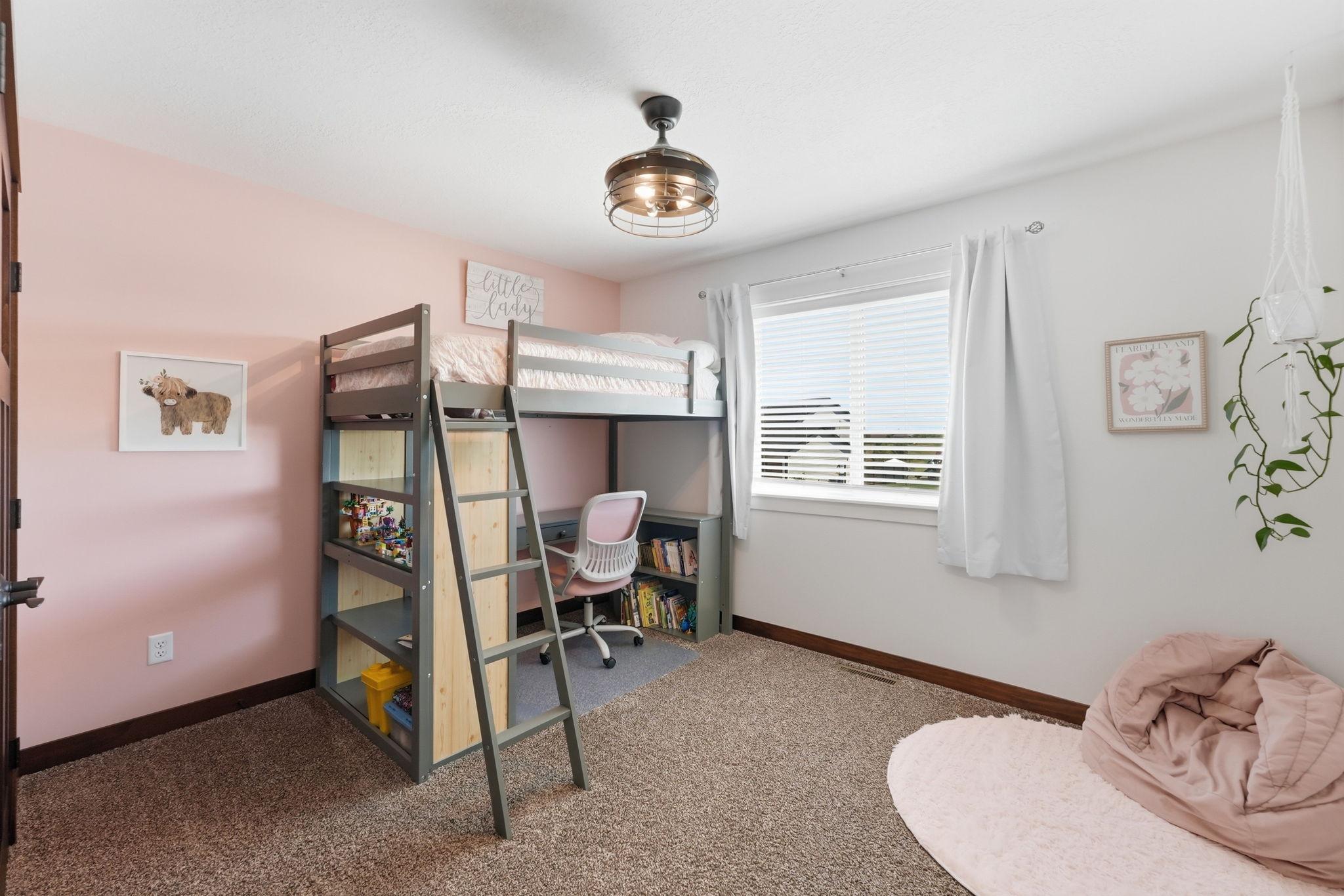 2022 Sandstone Loop N Property Photo 23