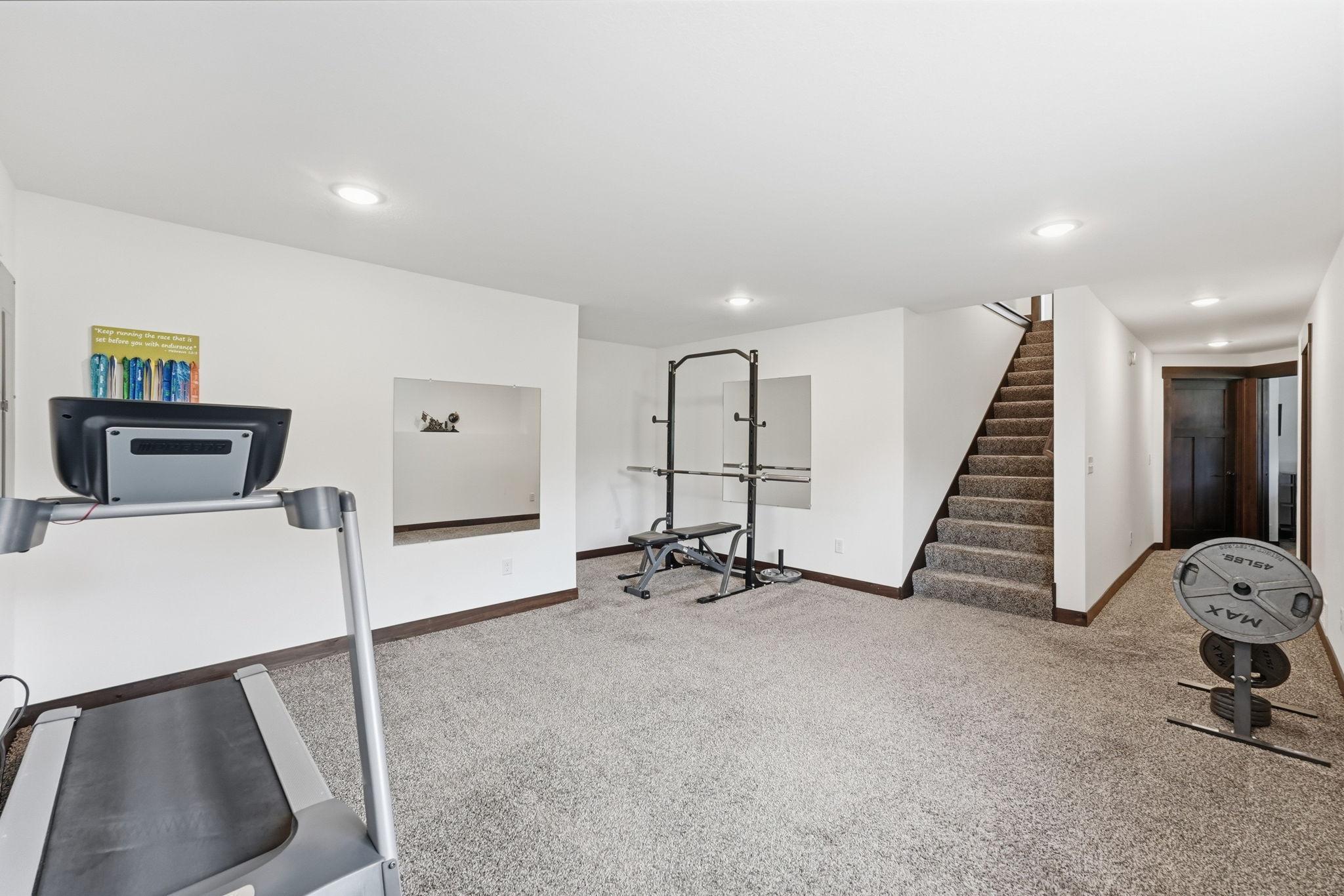2022 Sandstone Loop N Property Photo 29