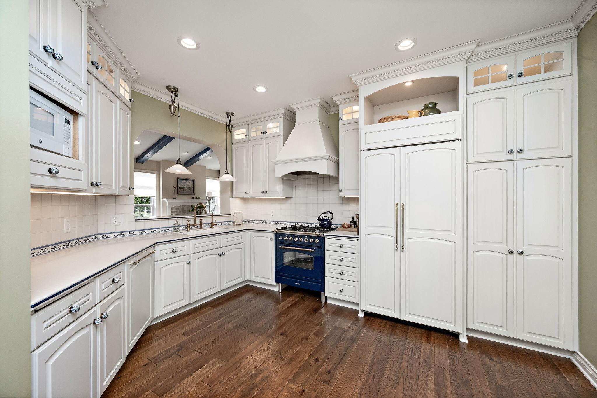 130 Lakeview Road E Property Photo 14