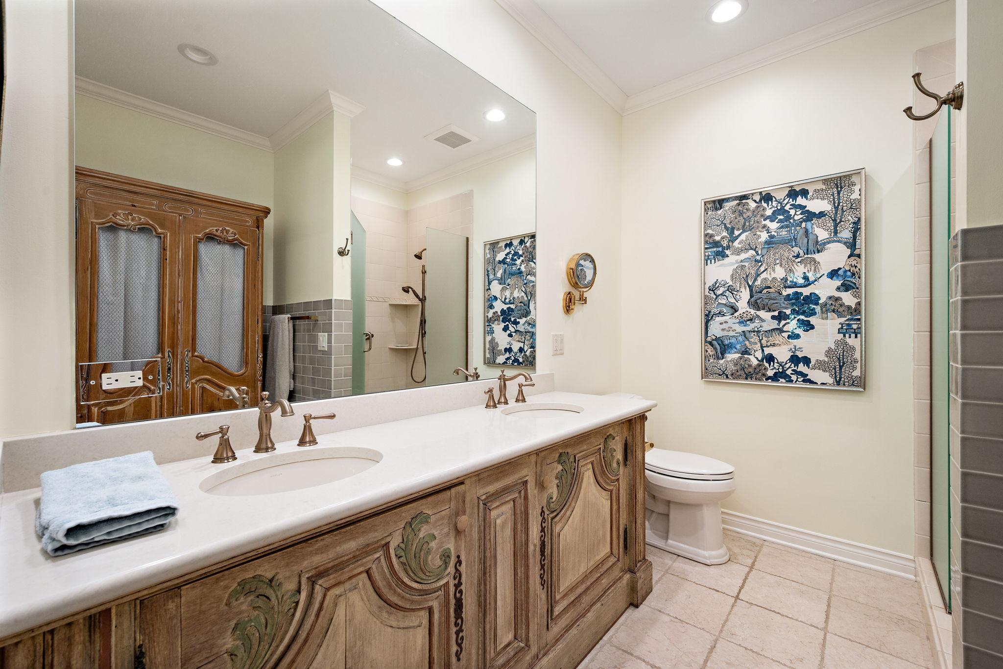 130 Lakeview Road E Property Photo 18