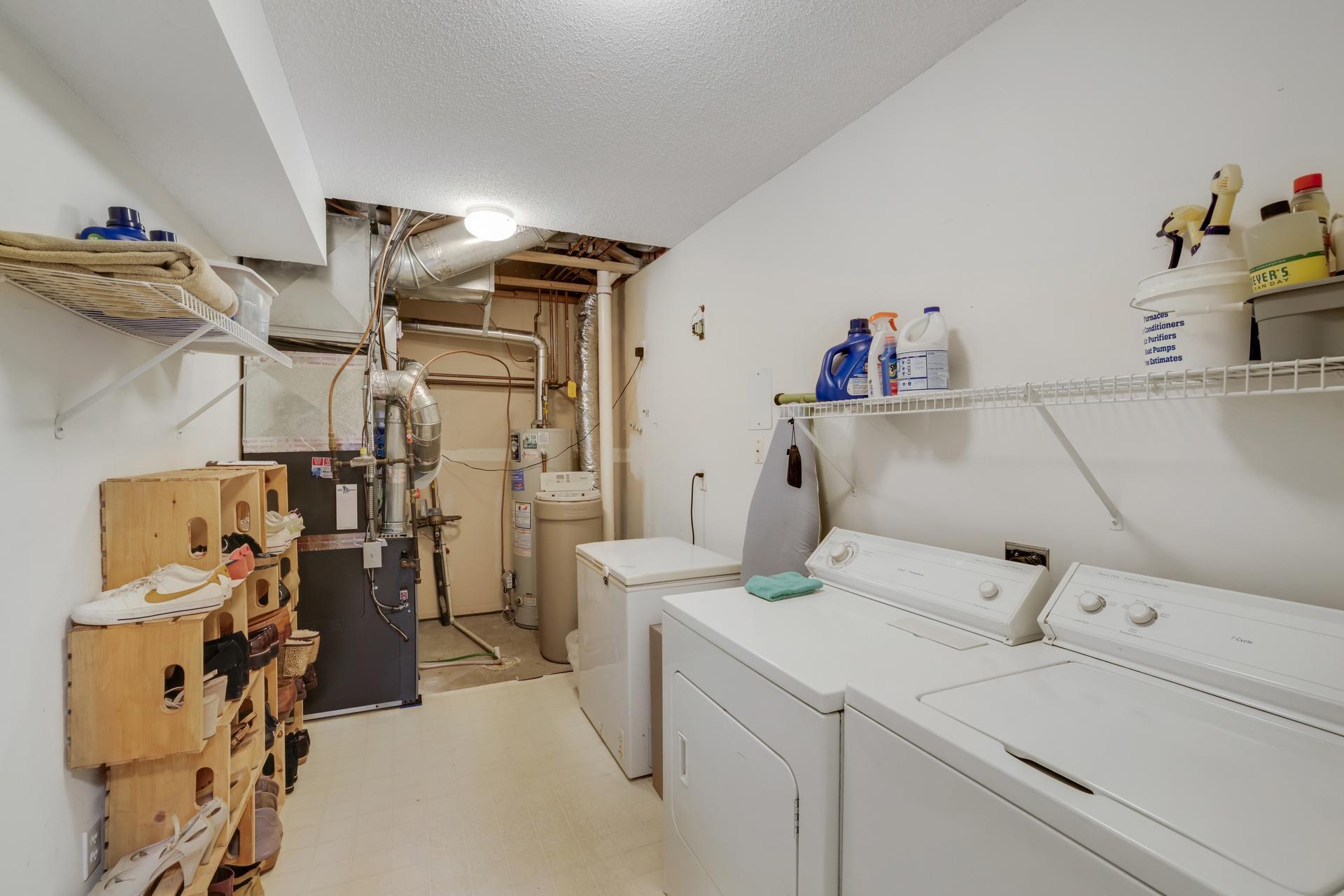 846 Trenton Lane N Property Photo 17