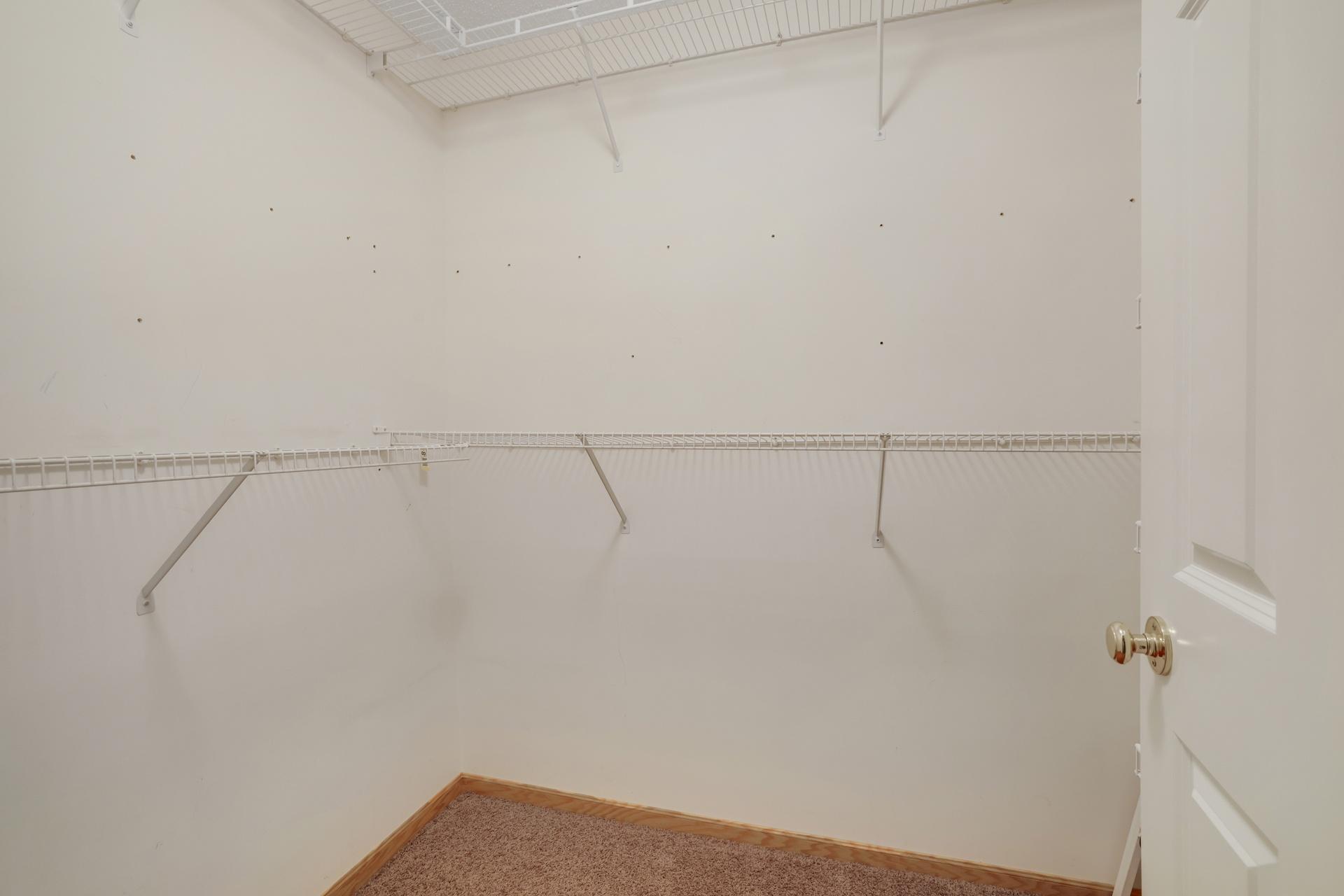 846 Trenton Lane N Property Photo 29