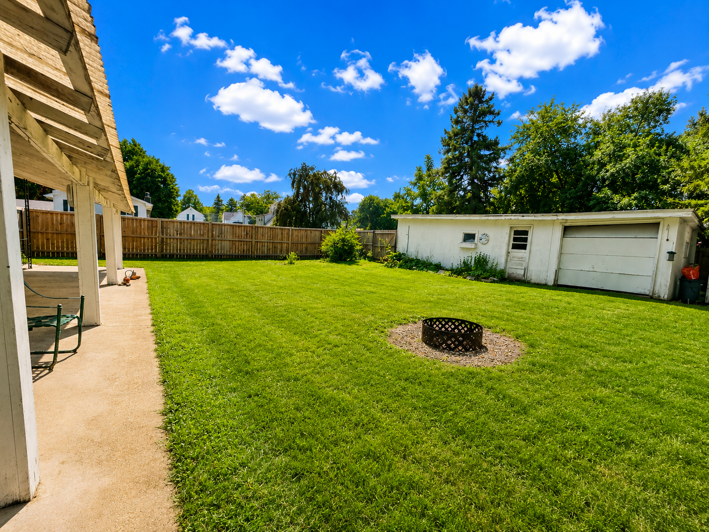 416 1st Street Property Photo 4