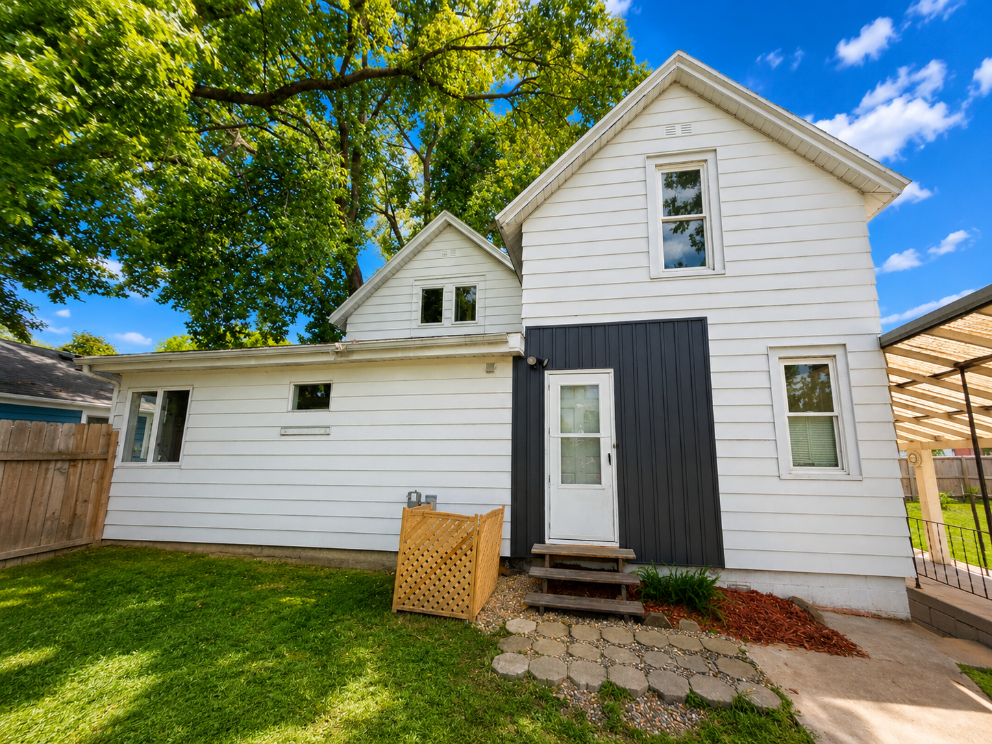 416 1st Street Property Photo 27