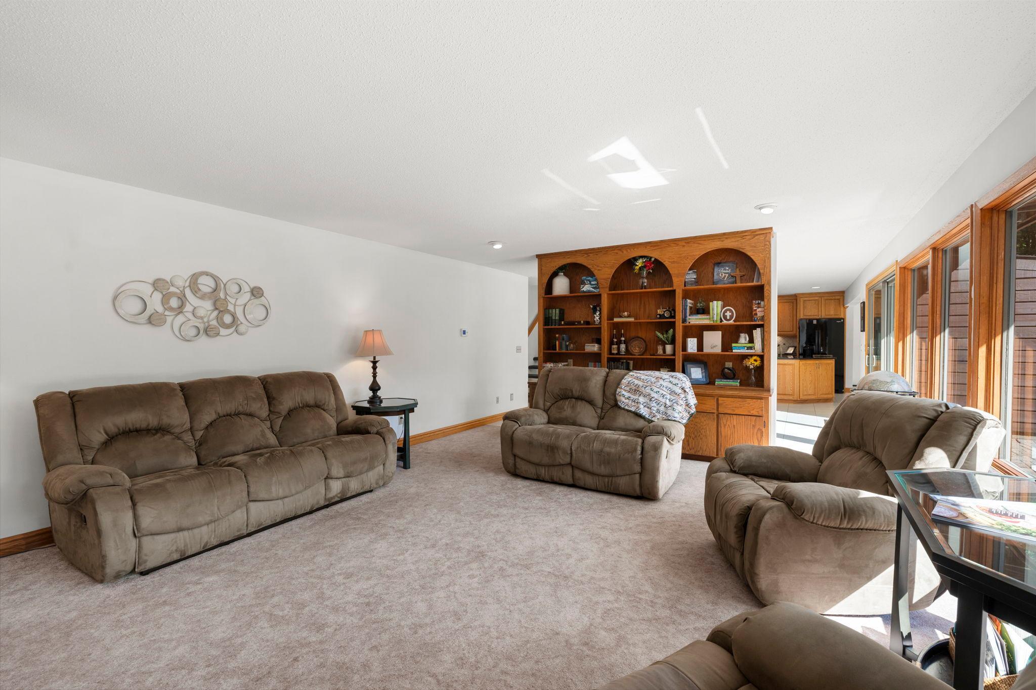 1881 65th Street Ne Property Photo 27