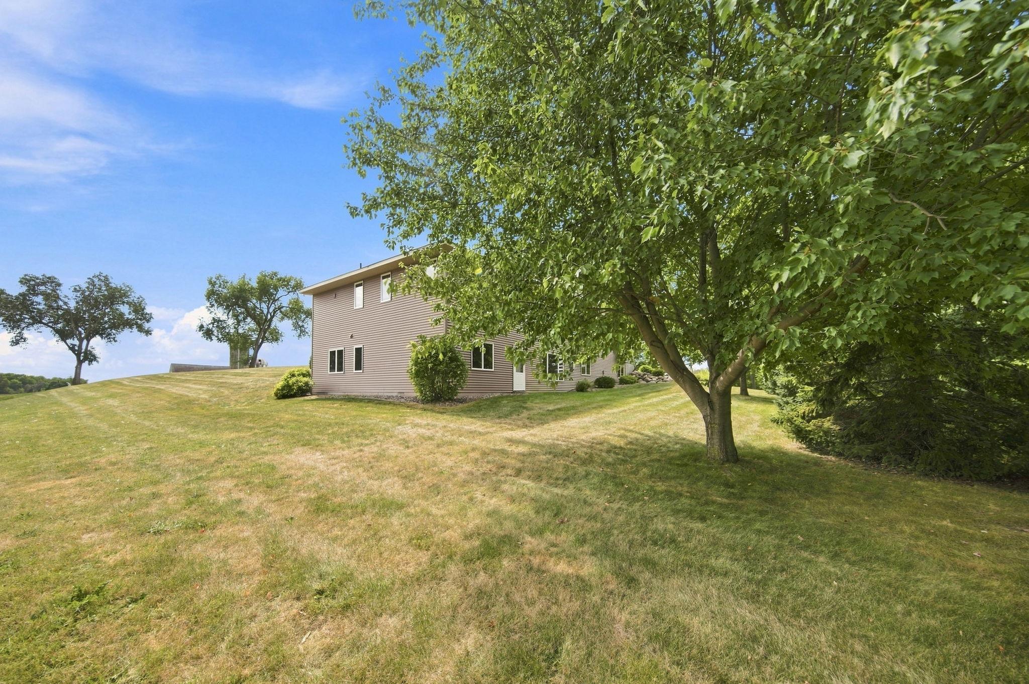 195 S Medina Street Property Photo 41