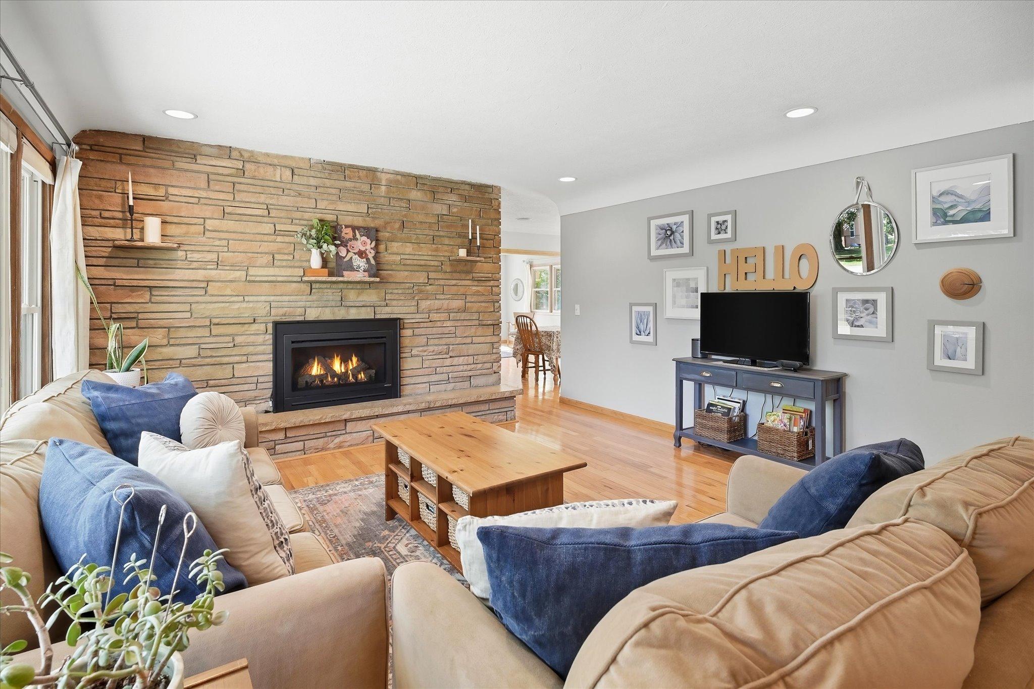 2209 Midlothian Road Property Photo 4