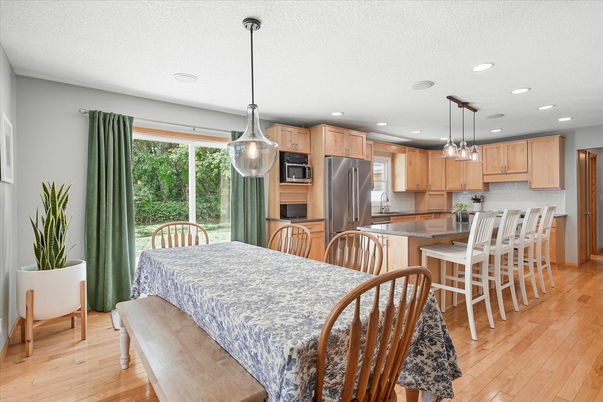 2209 Midlothian Road Property Photo 8
