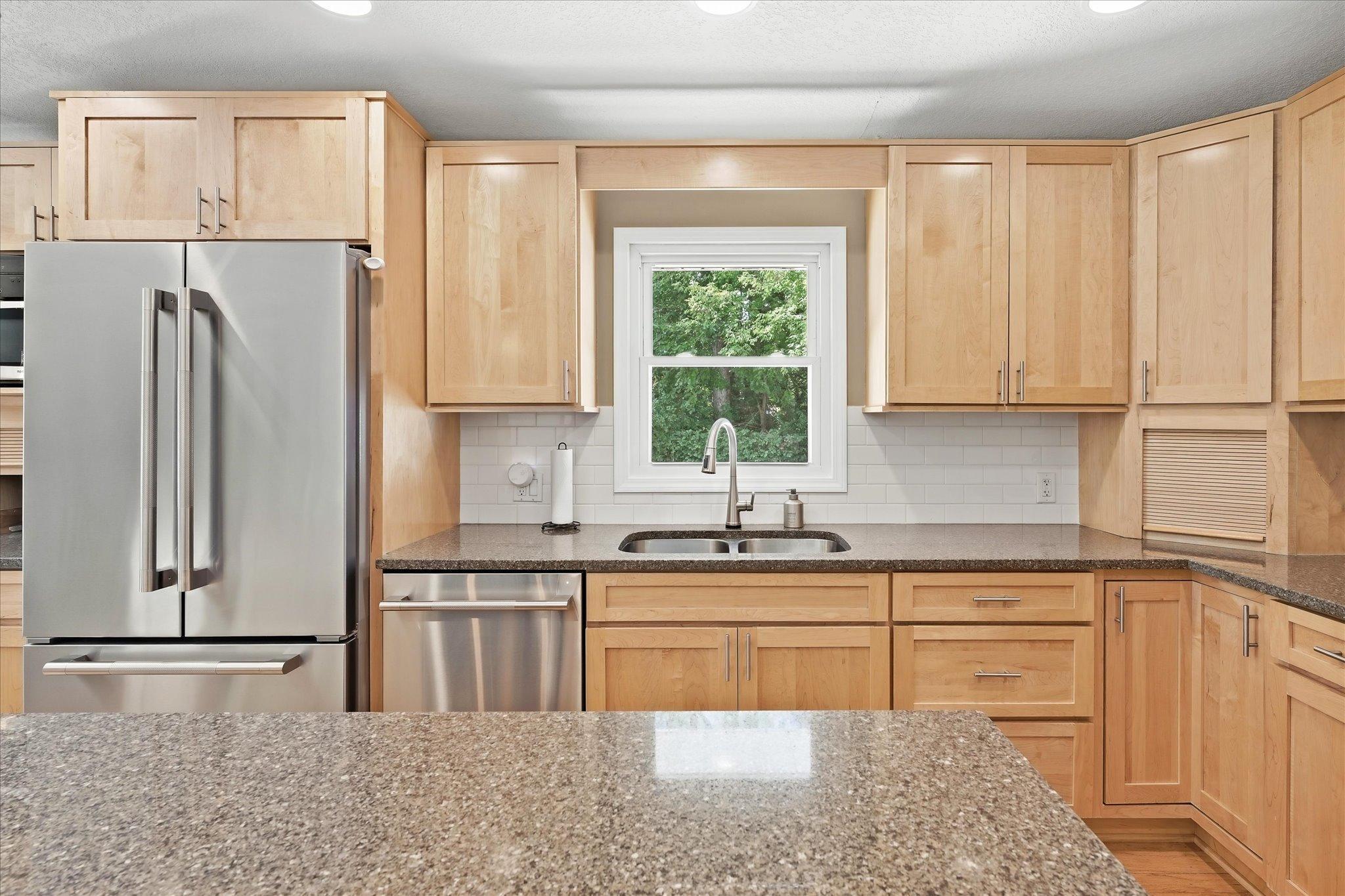 2209 Midlothian Road Property Photo 10