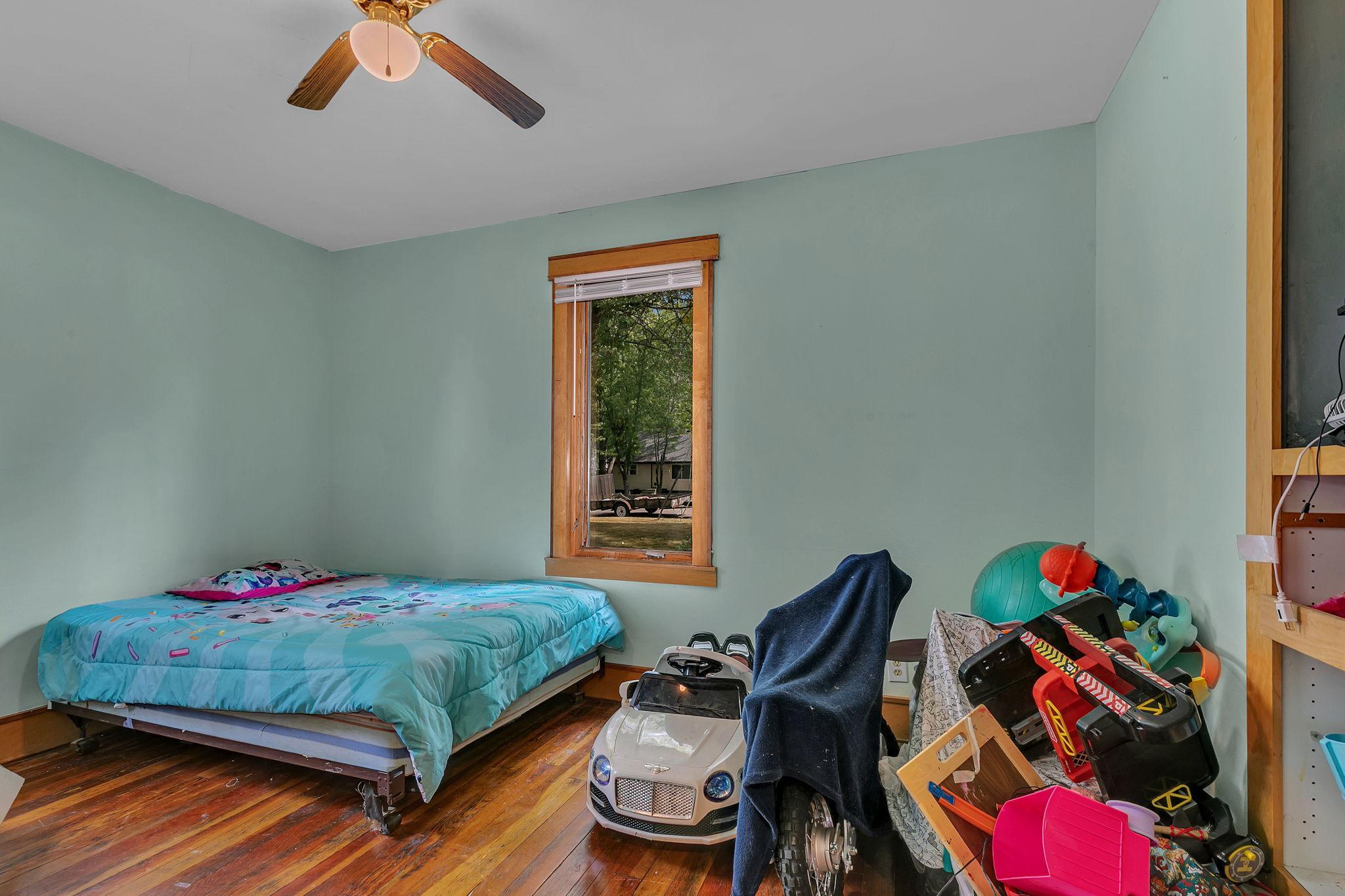 1029 River Avenue S Property Photo 7