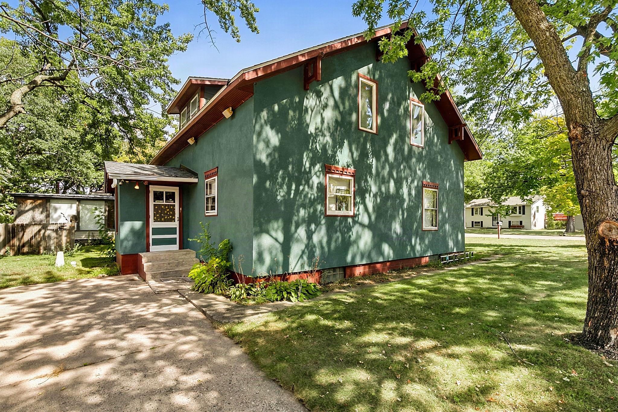 1029 River Avenue S Property Photo 16
