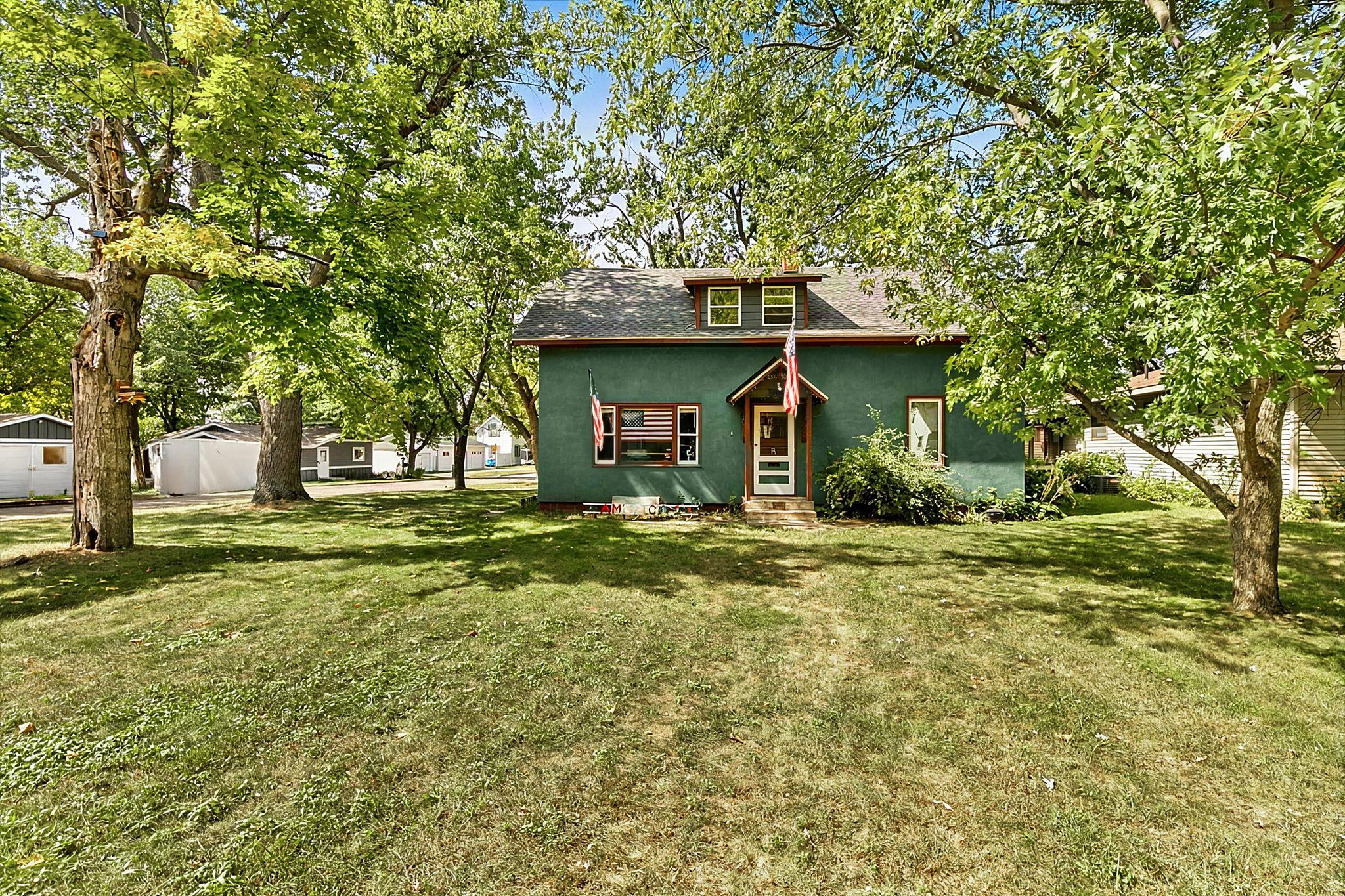 1029 River Avenue S Property Photo 22