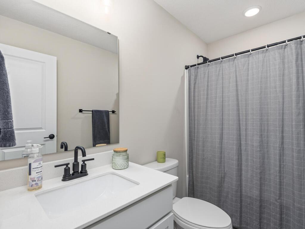 4876 Avery Court Property Photo 25