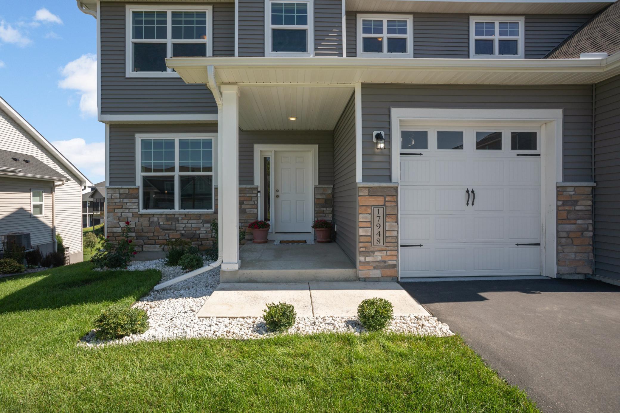 17948 Evershed Way Property Photo 4
