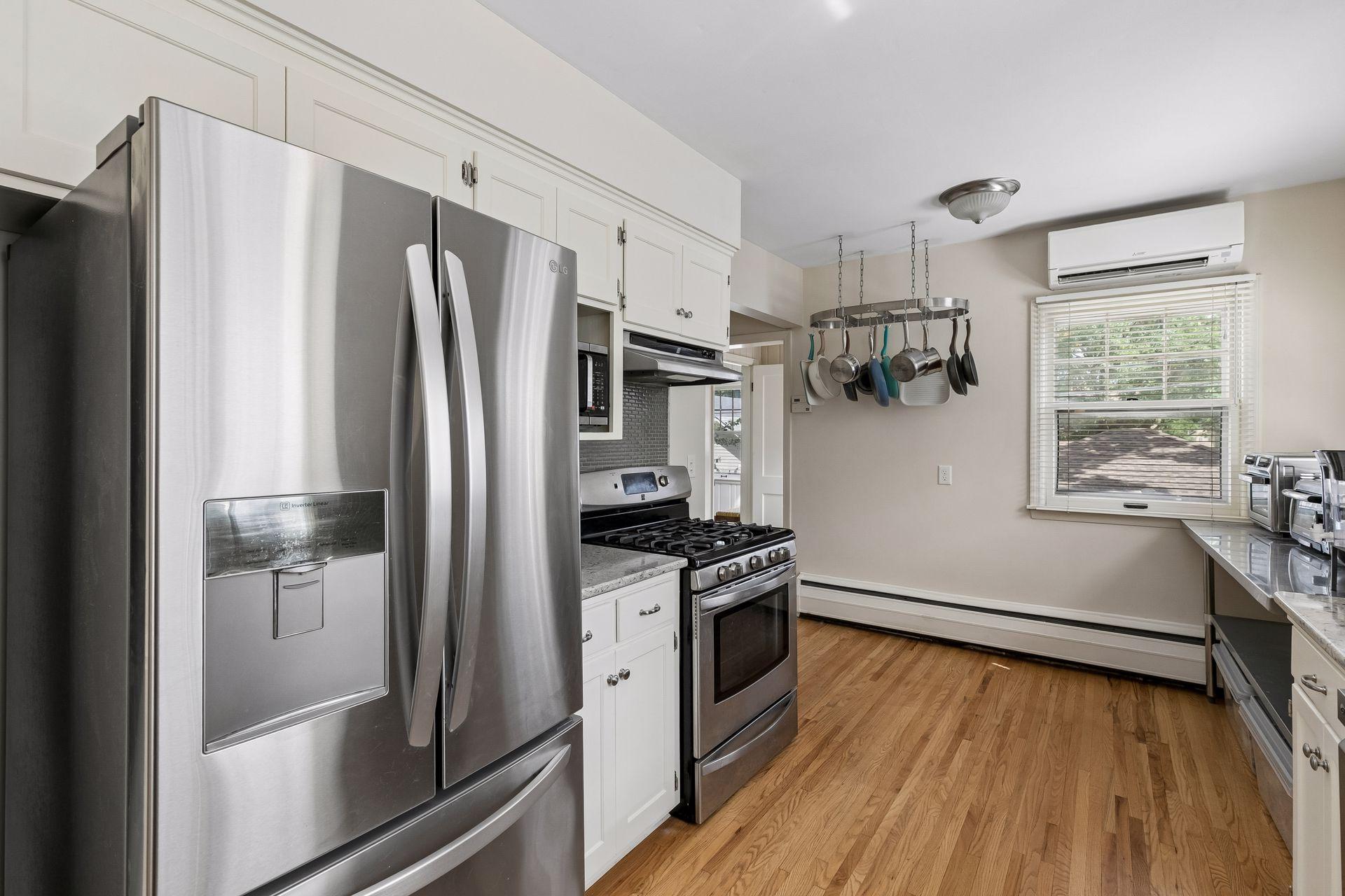 3925 France Avenue S Property Photo 10