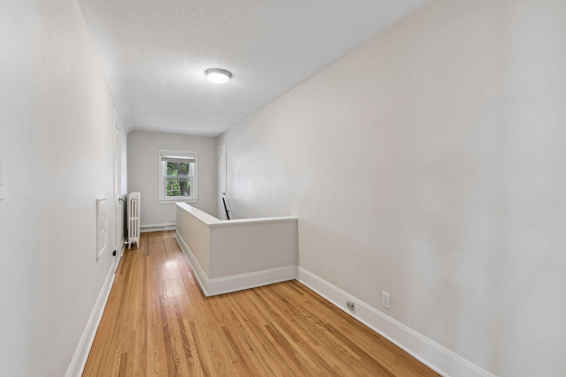 3925 France Avenue S Property Photo 20