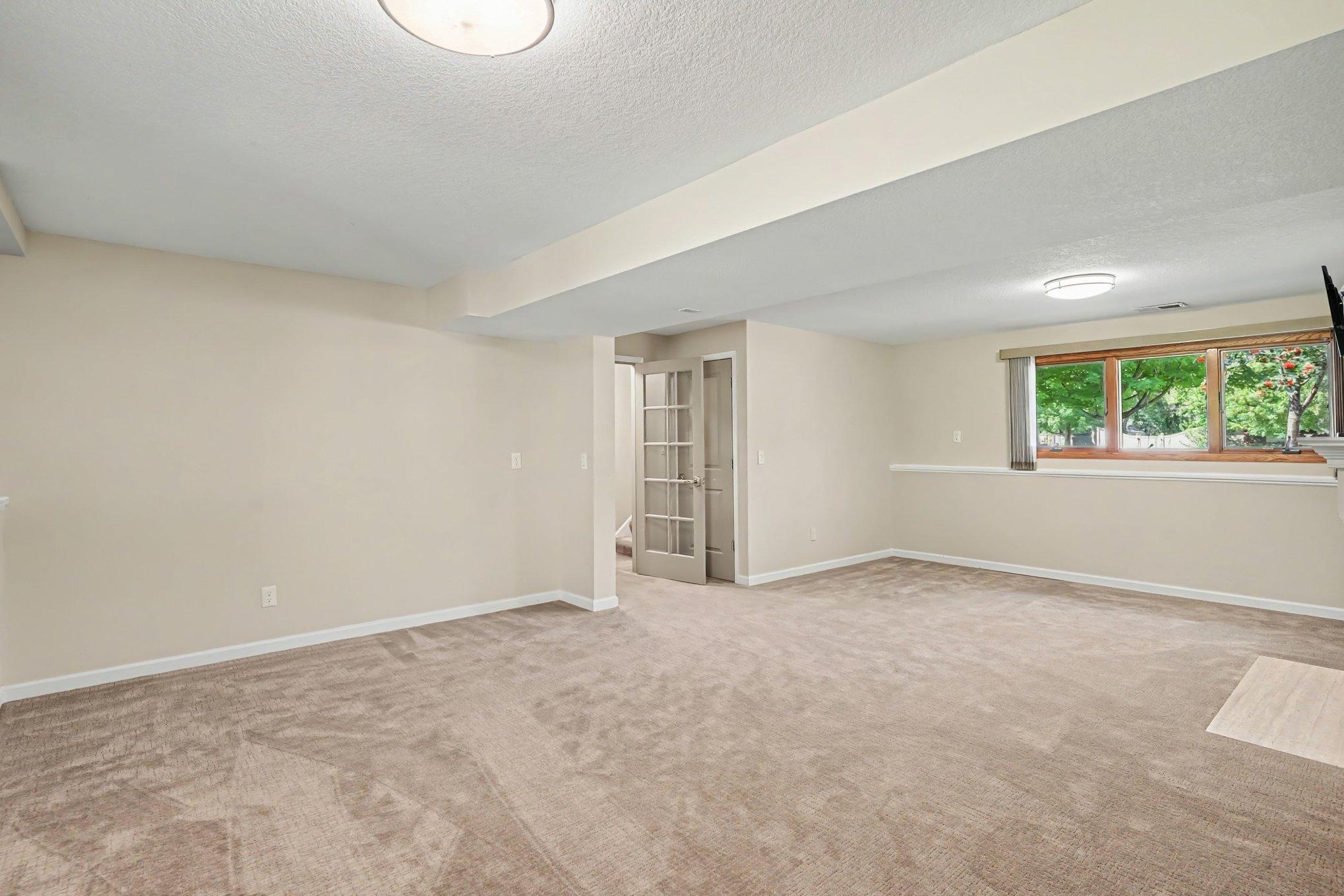 5624 Pascal Street Property Photo 19
