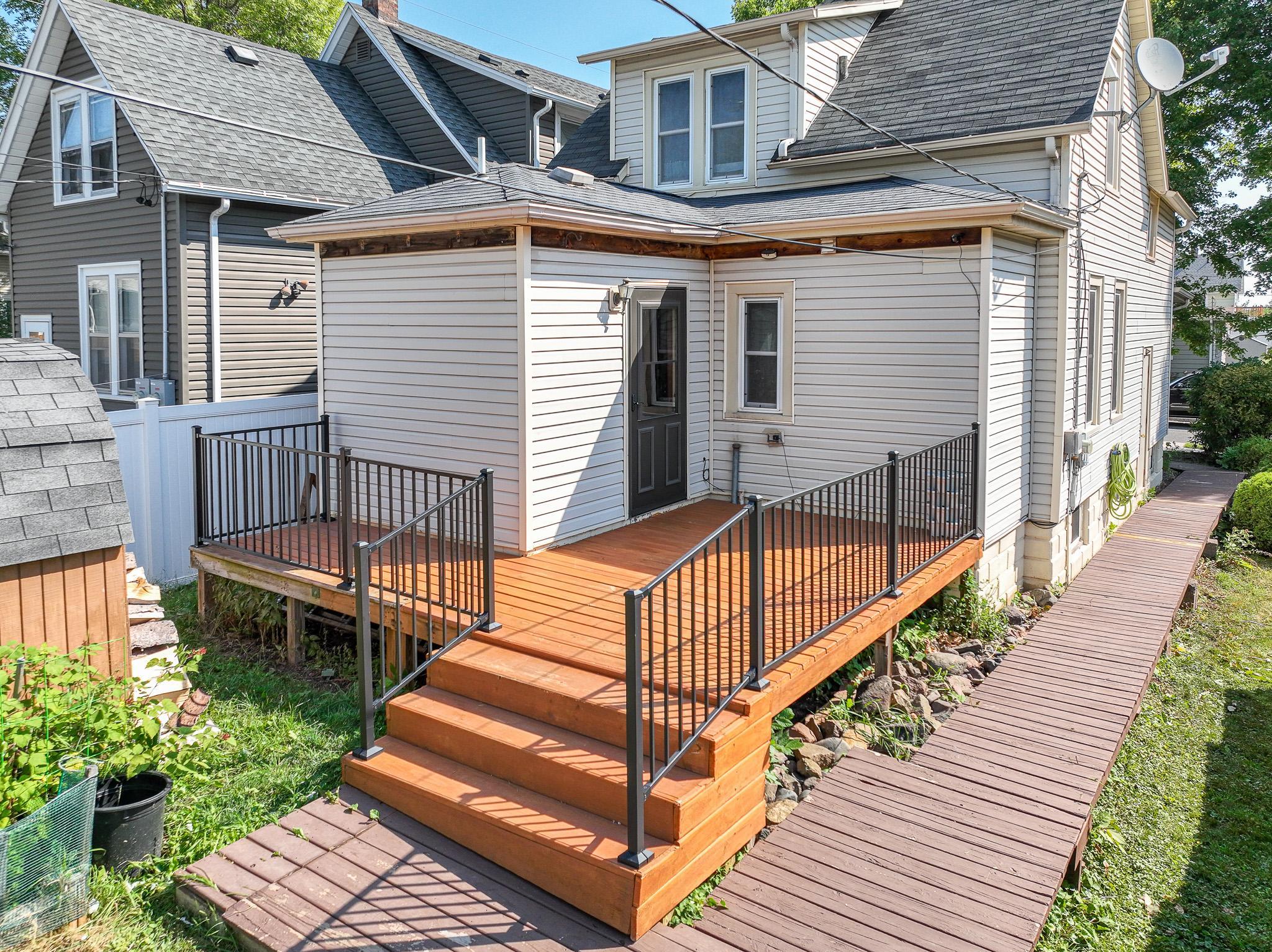 229 N 60th Avenue W Property Photo 4