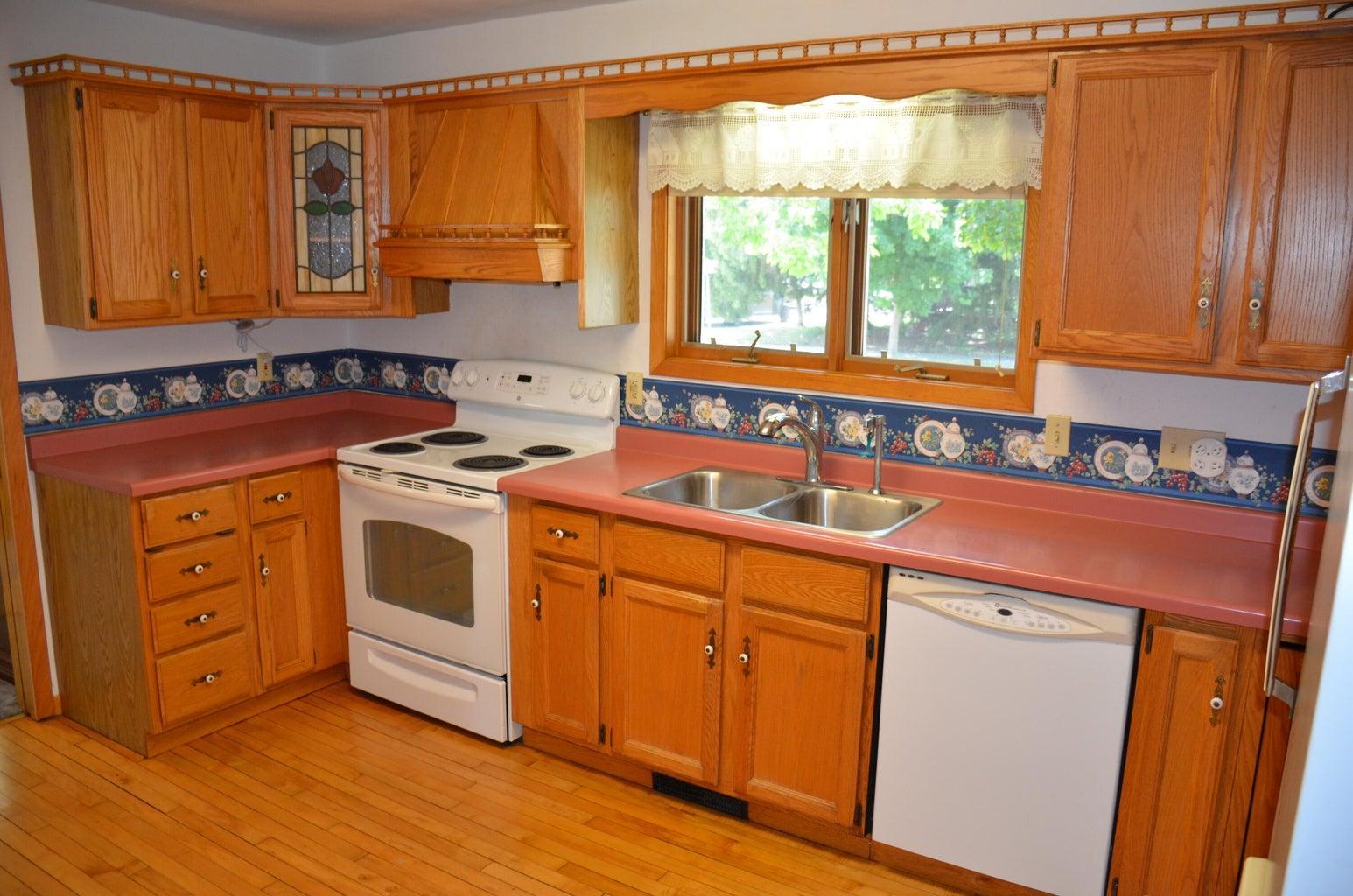 414 S 8th Street S Property Photo 5