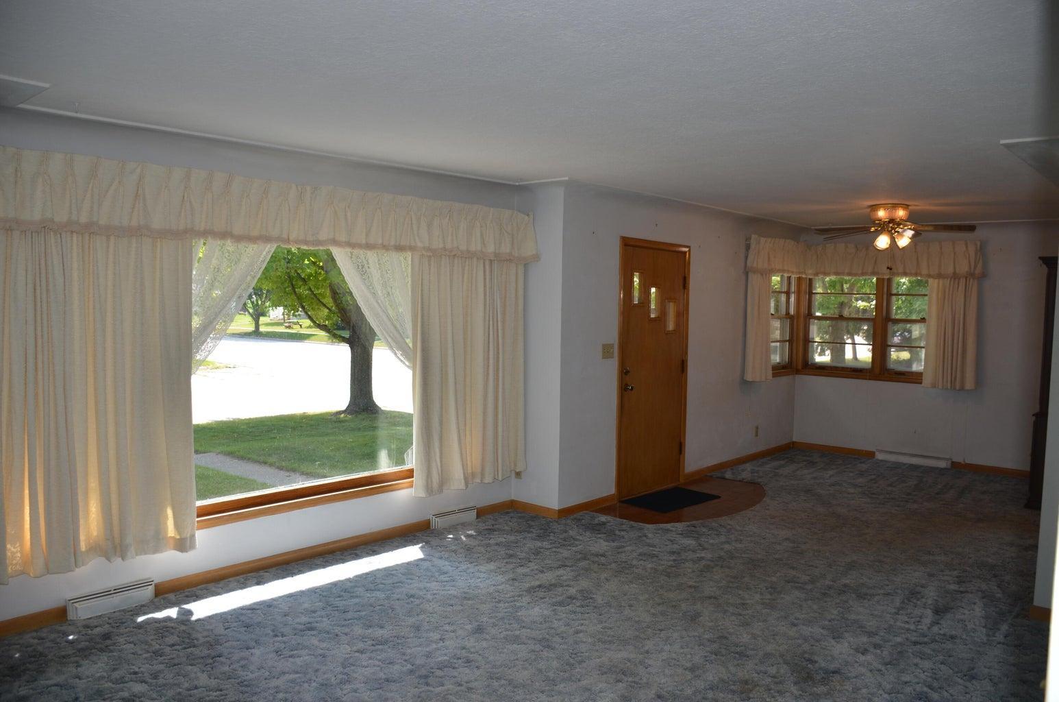 414 S 8th Street S Property Photo 11
