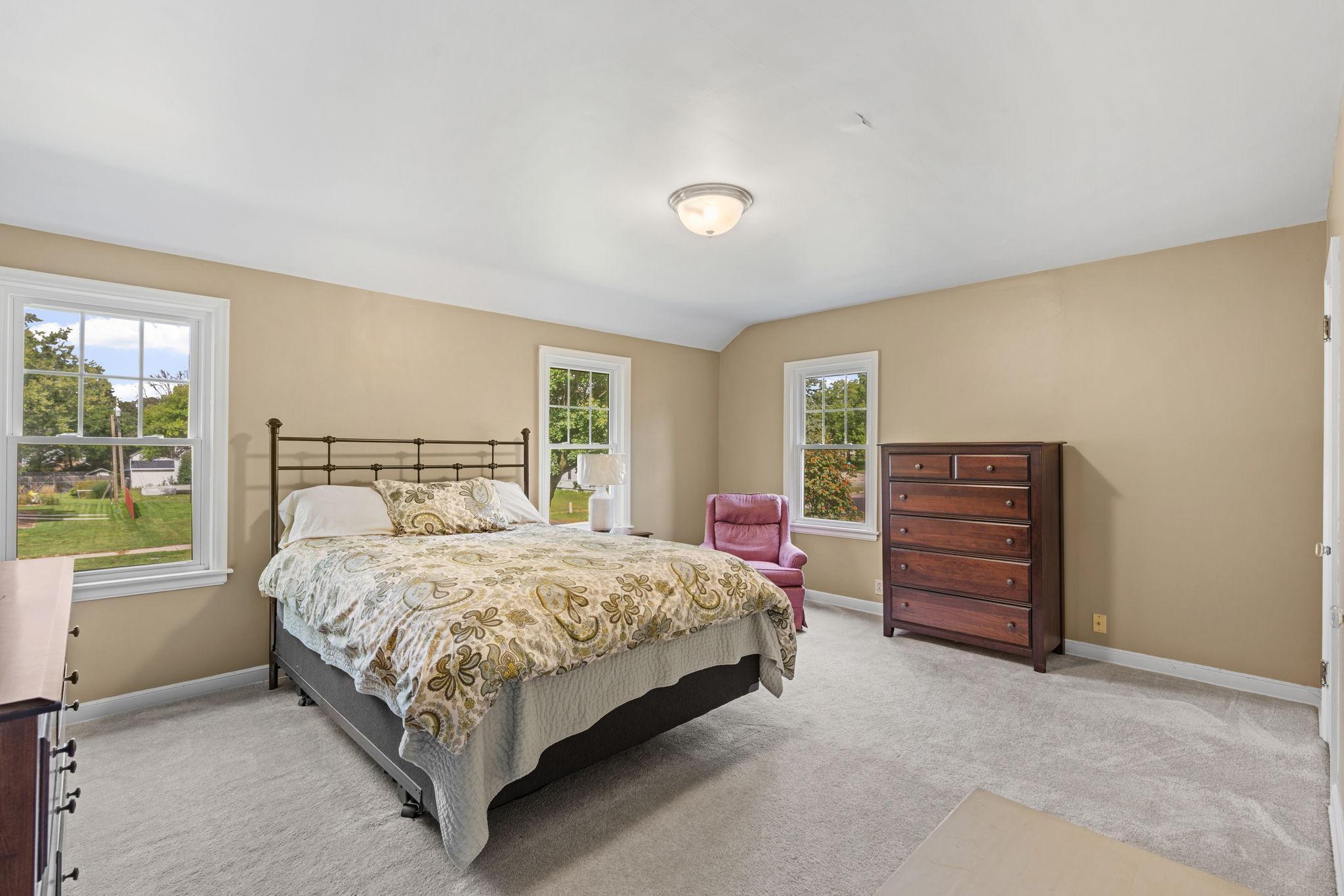 611 2nd Street Ne Property Photo 21
