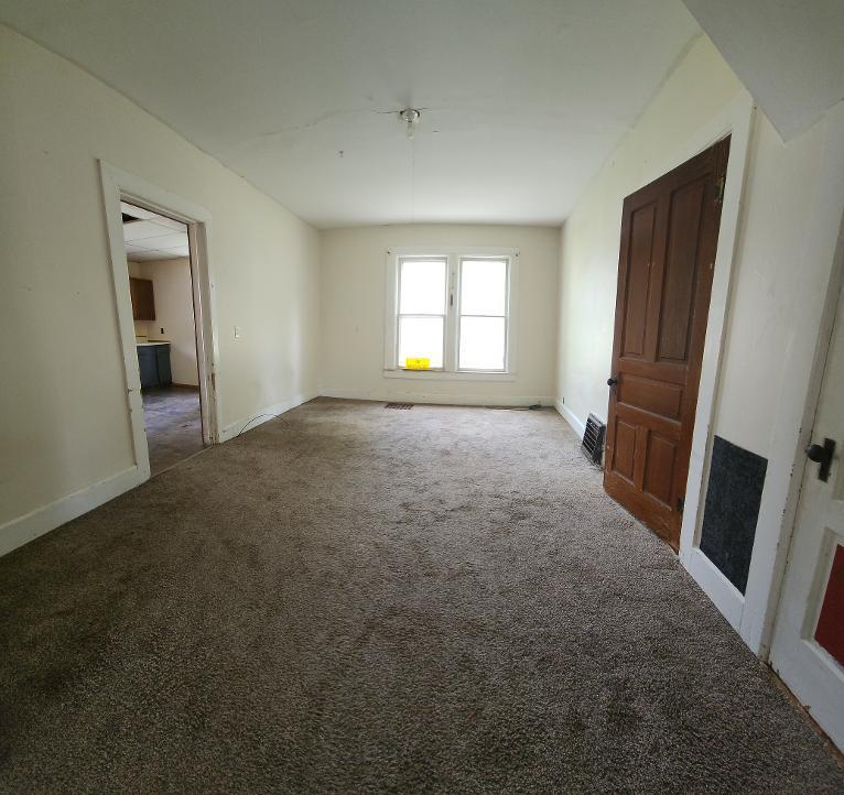 264 Euclid Street Property Photo 5