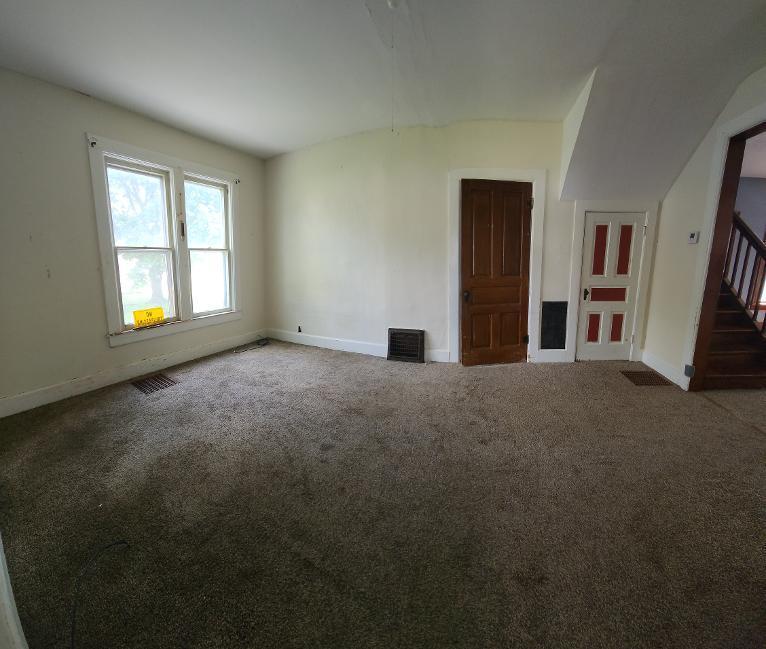 264 Euclid Street Property Photo 6