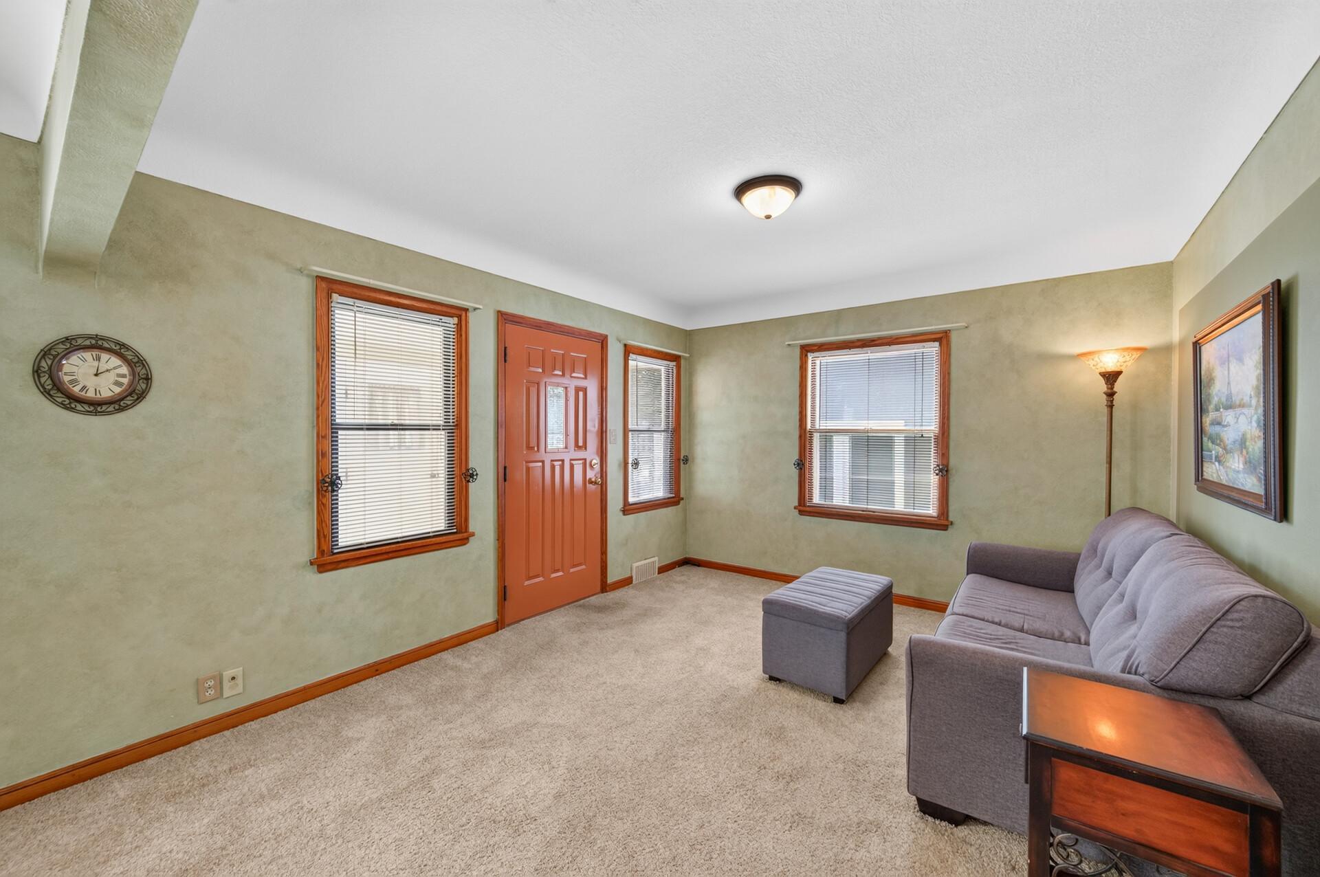 1949 Nevada Avenue E Property Photo 4